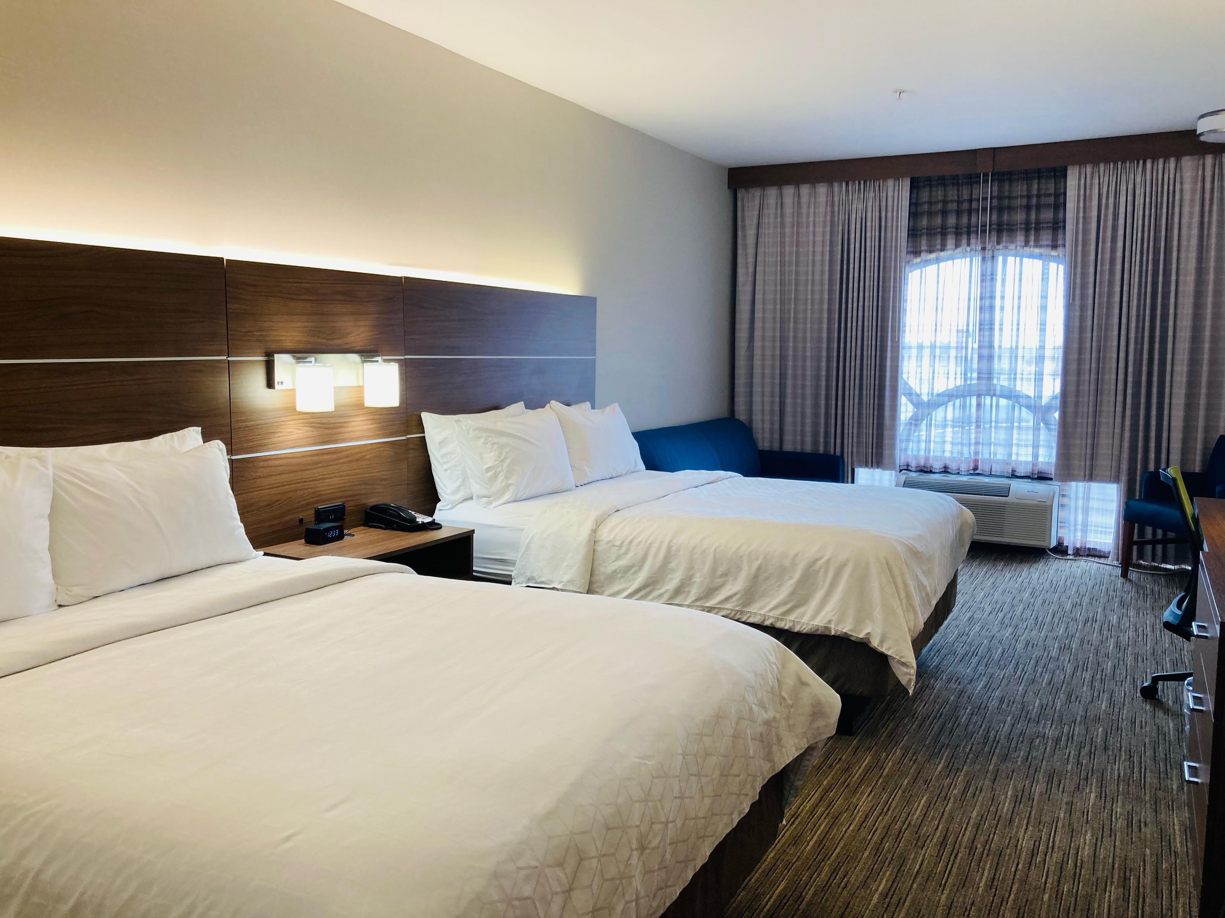 Suite Two Queen Beds