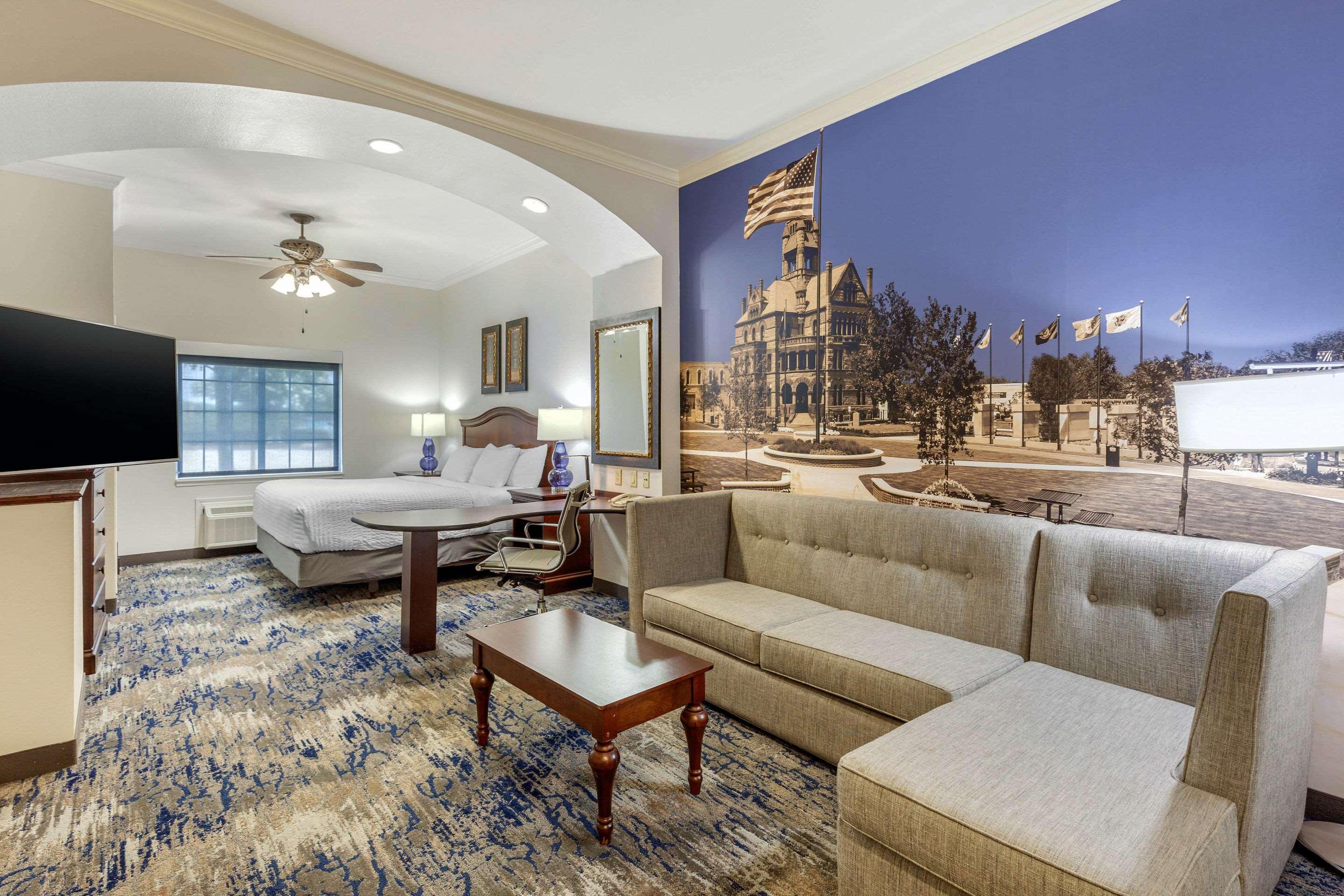 Suite King Bed Non Smoking