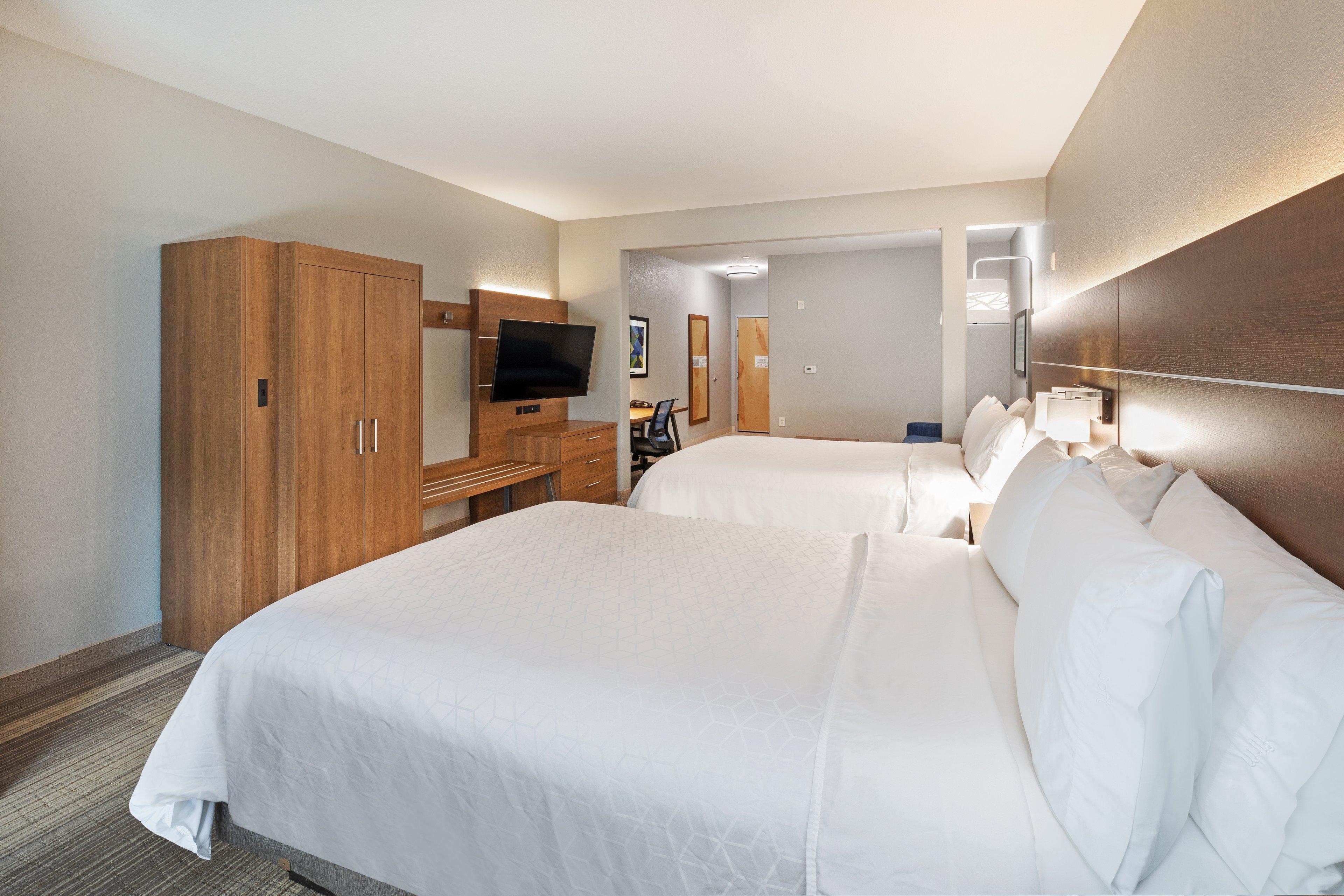 Suite Two Queen Beds