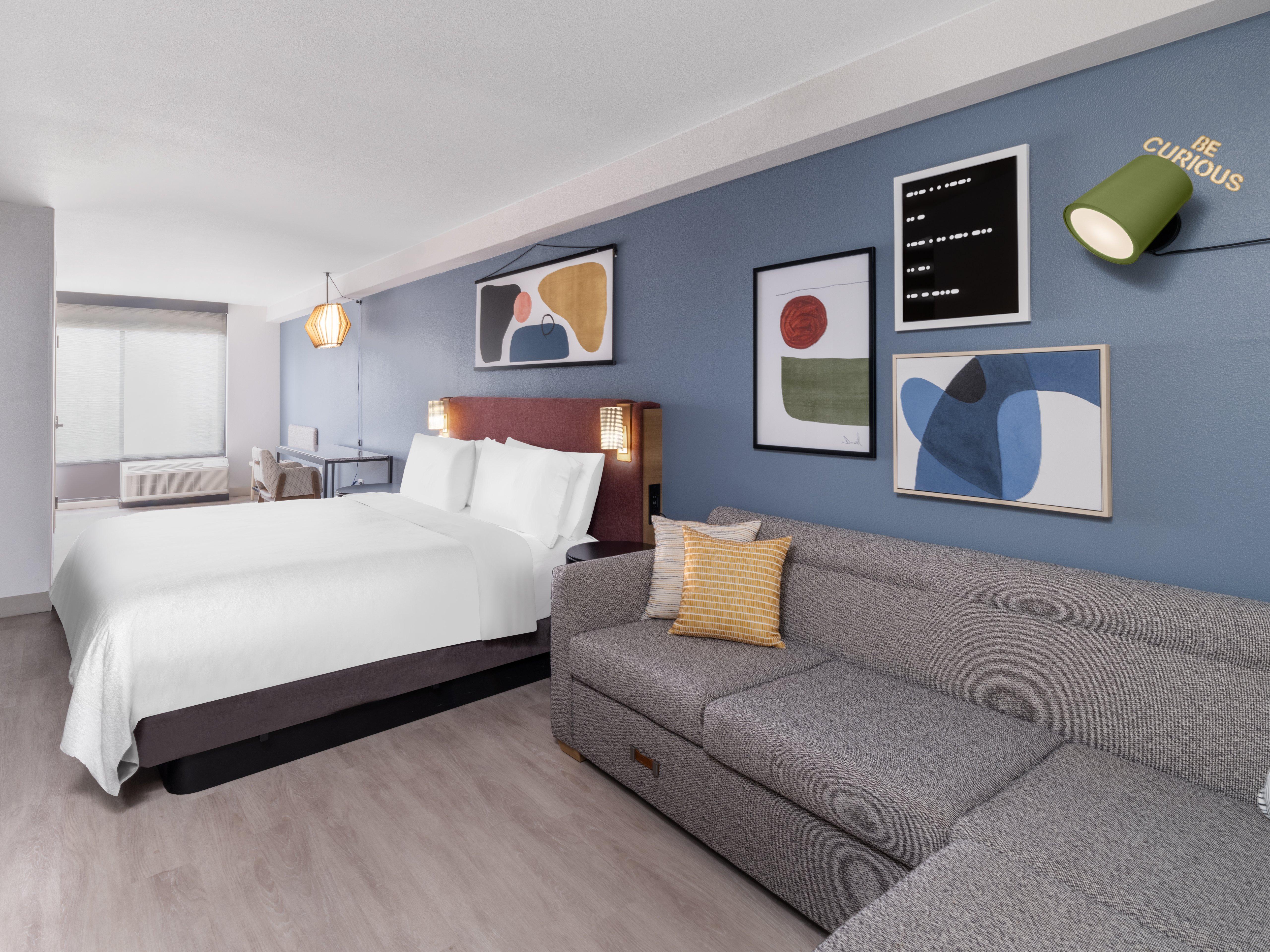 Suite Accessible King Size Bed