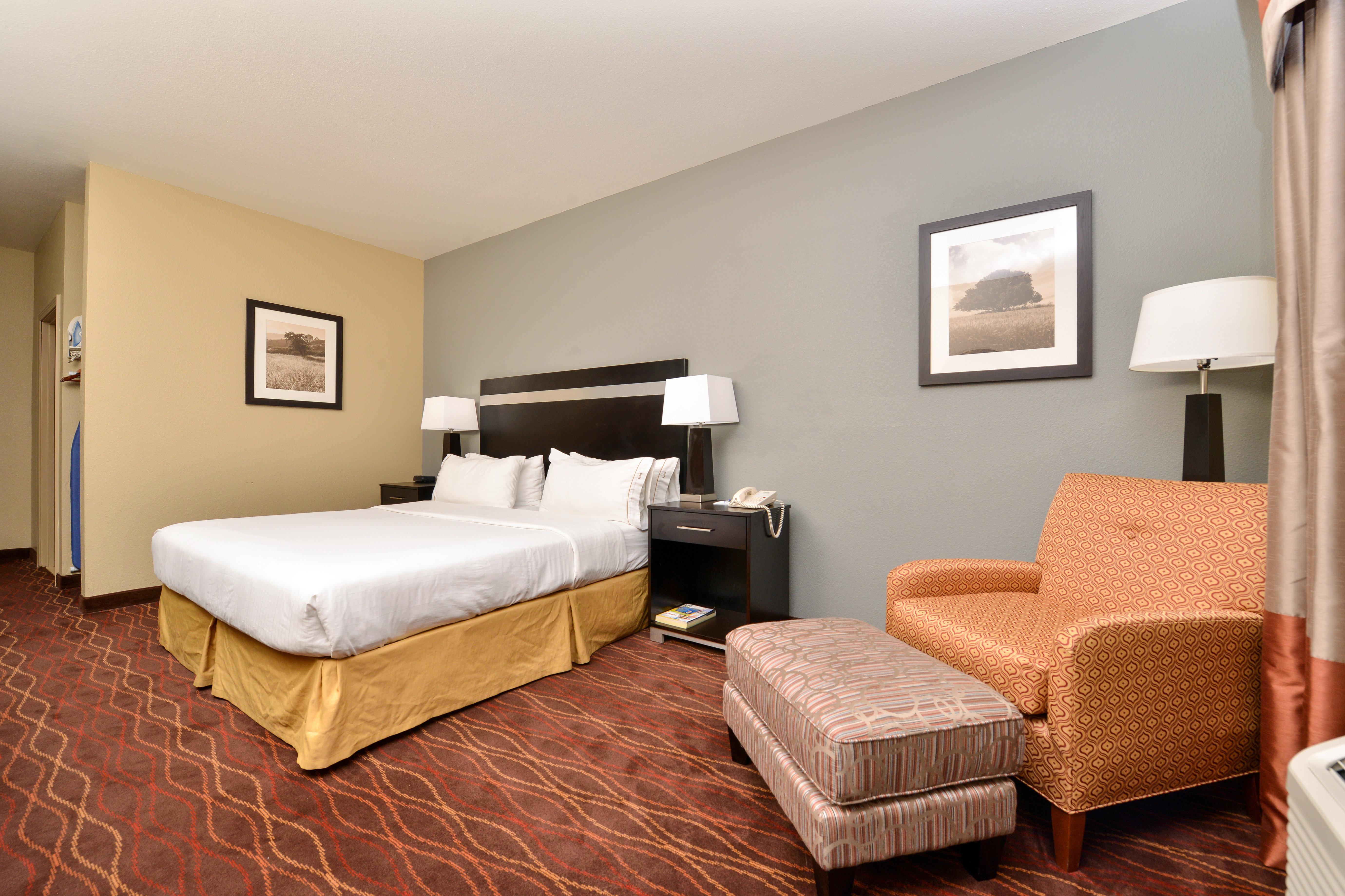 Double King Bed Non Smoking