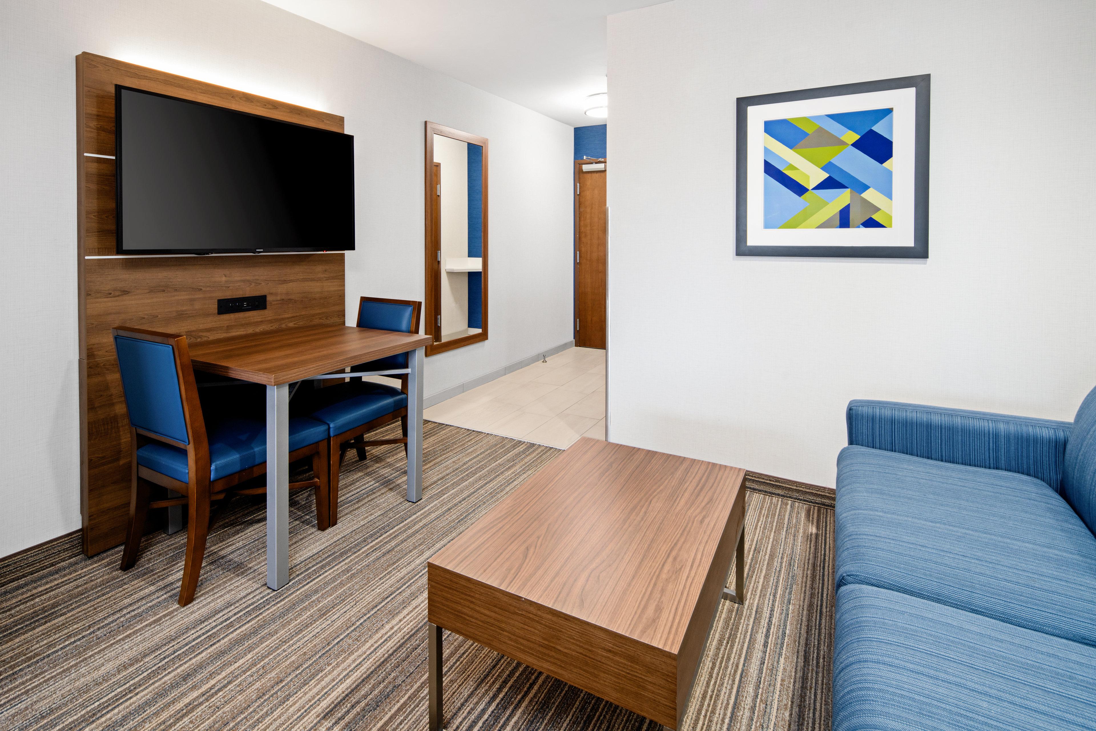 Suite Two Queen Beds