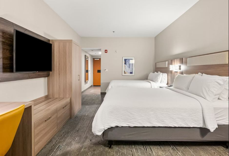 Double Two Queen Beds