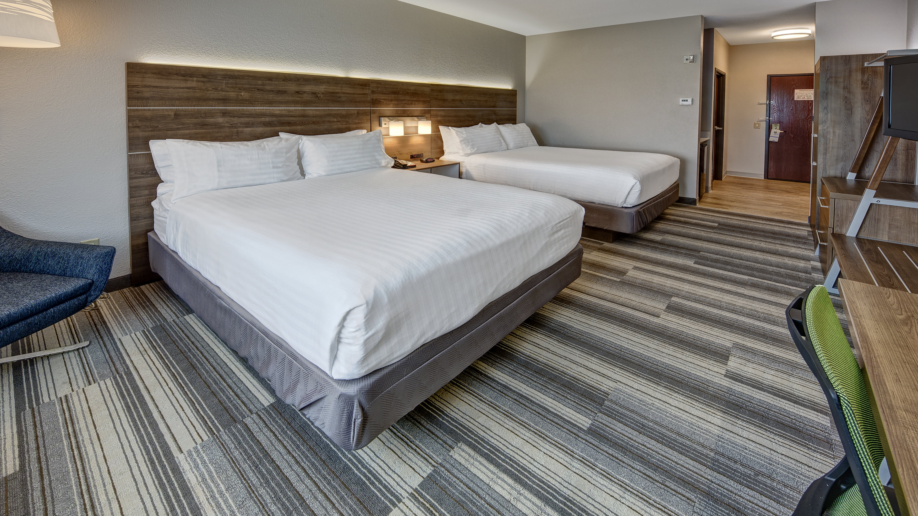 Double Two Queen Beds Non Smoking