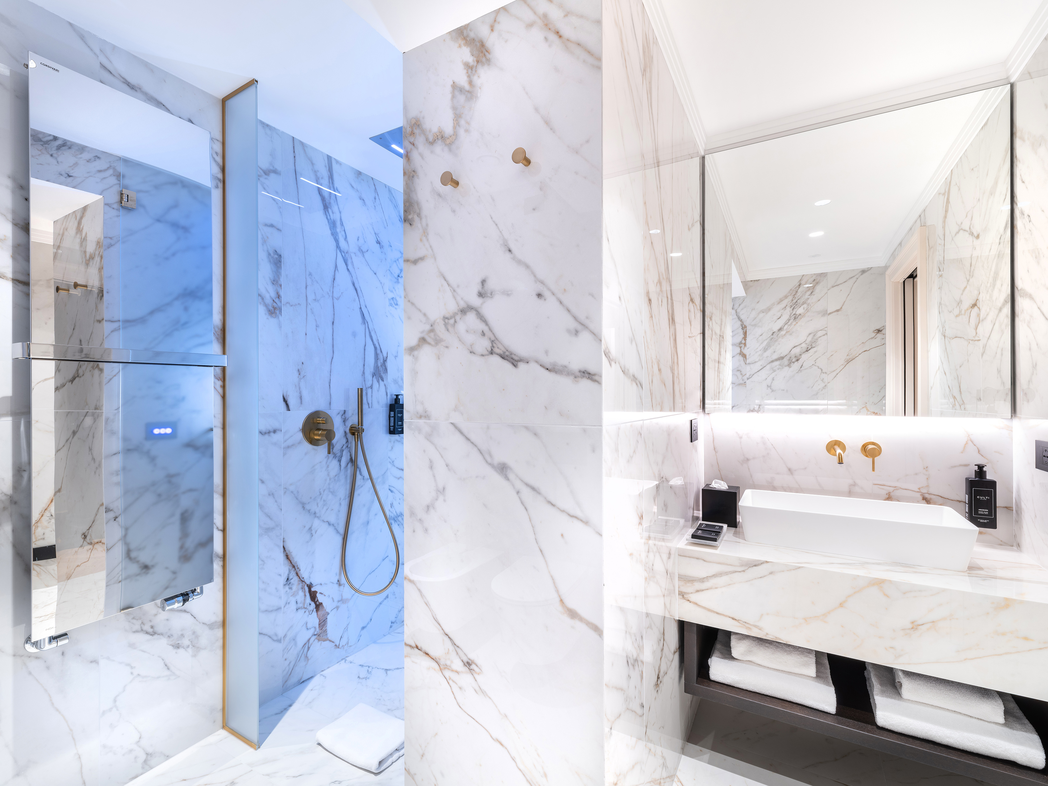 Junior Suite with Views