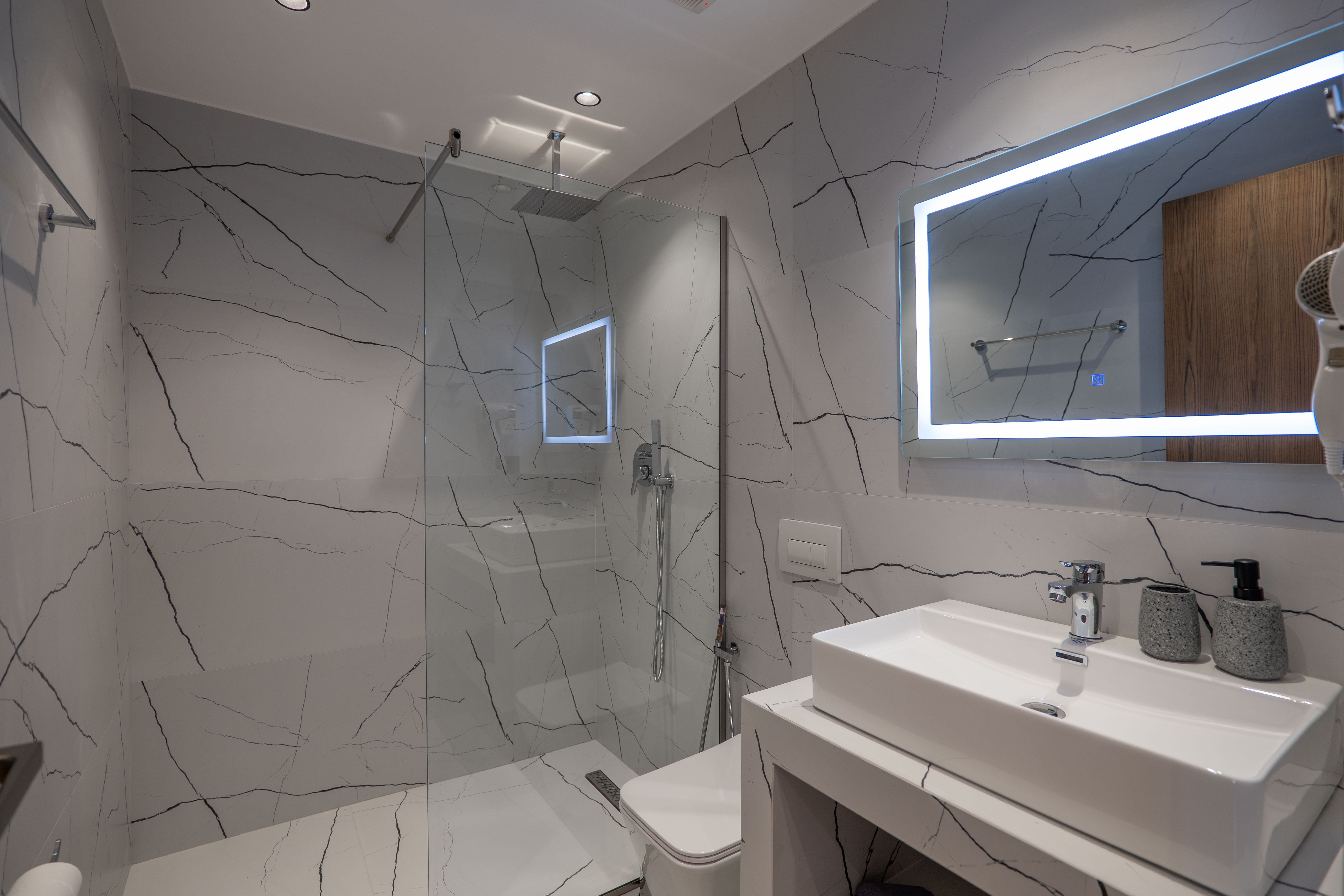 Double Deluxe Sea View with Balcony