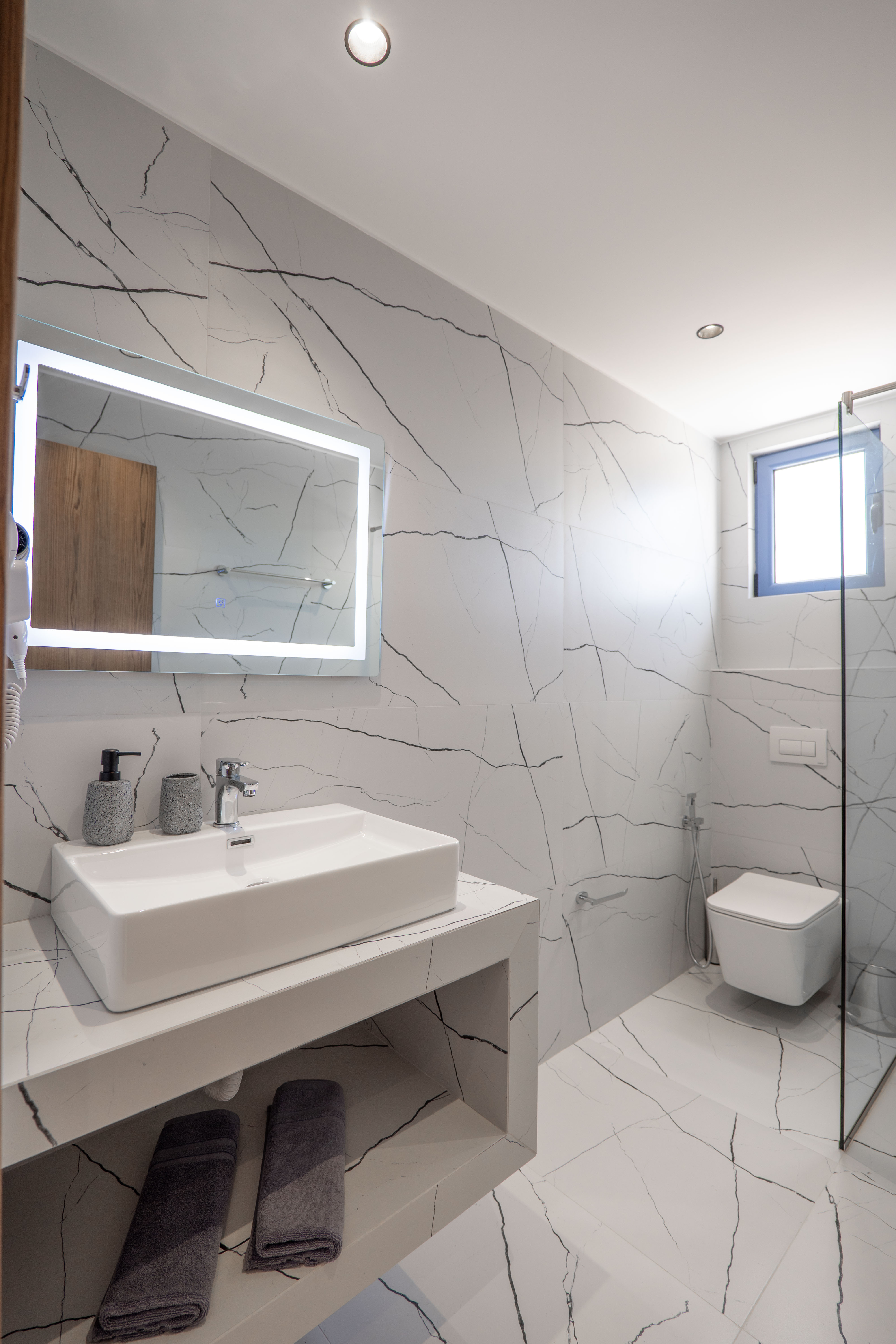 Double Deluxe Sea View with Balcony