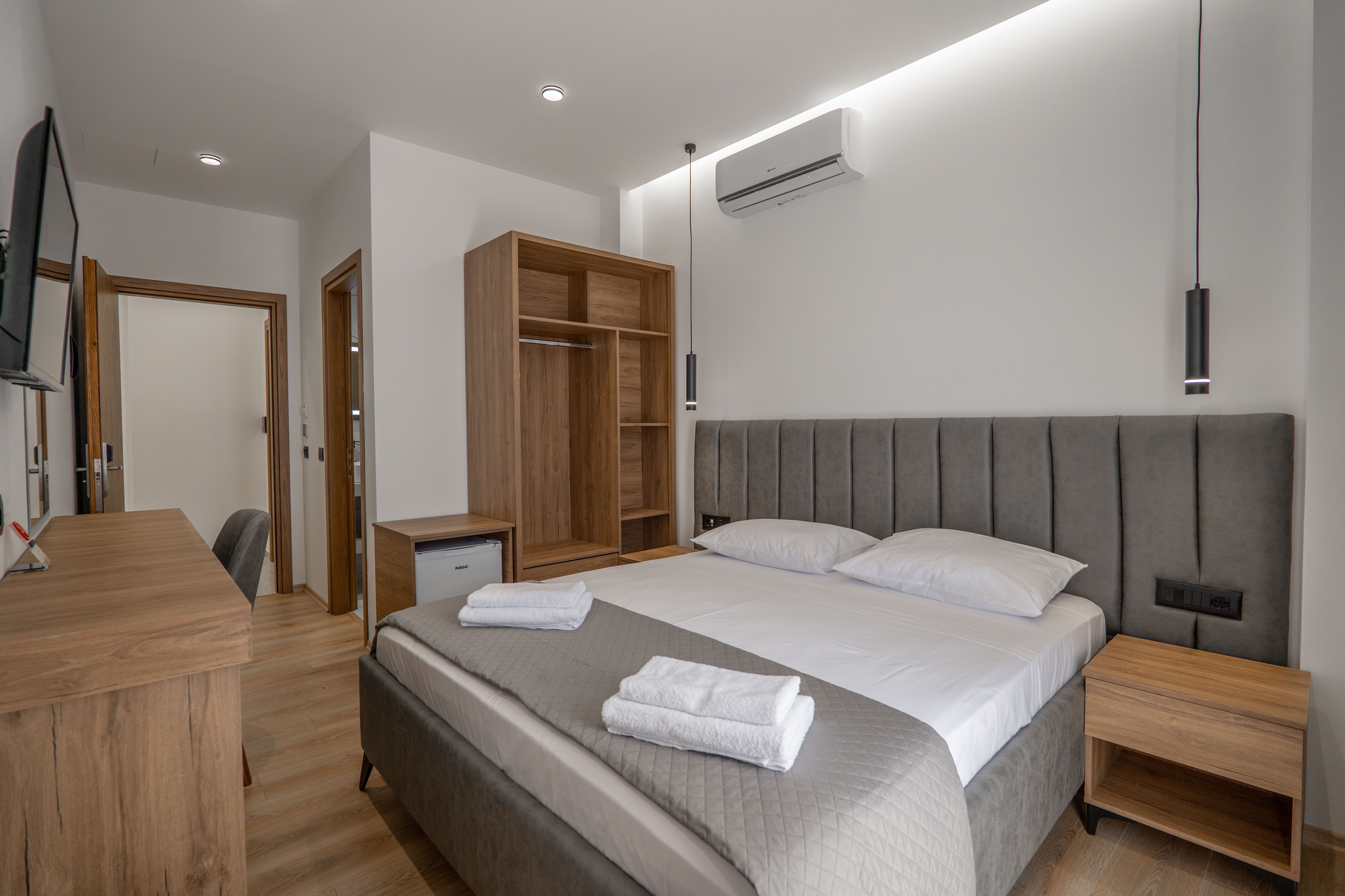 Double Deluxe Side Sea View