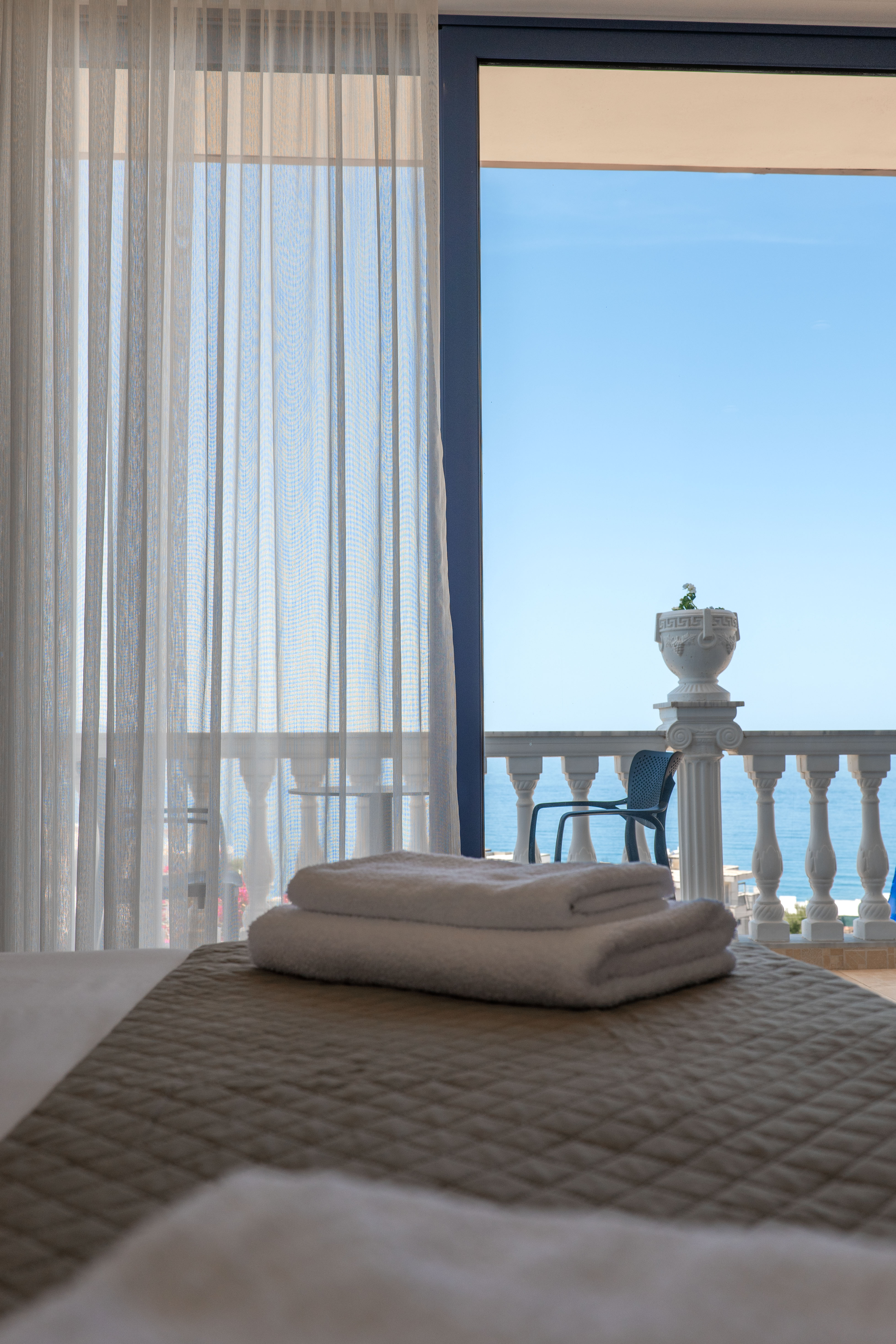 Double Deluxe Sea View with Balcony