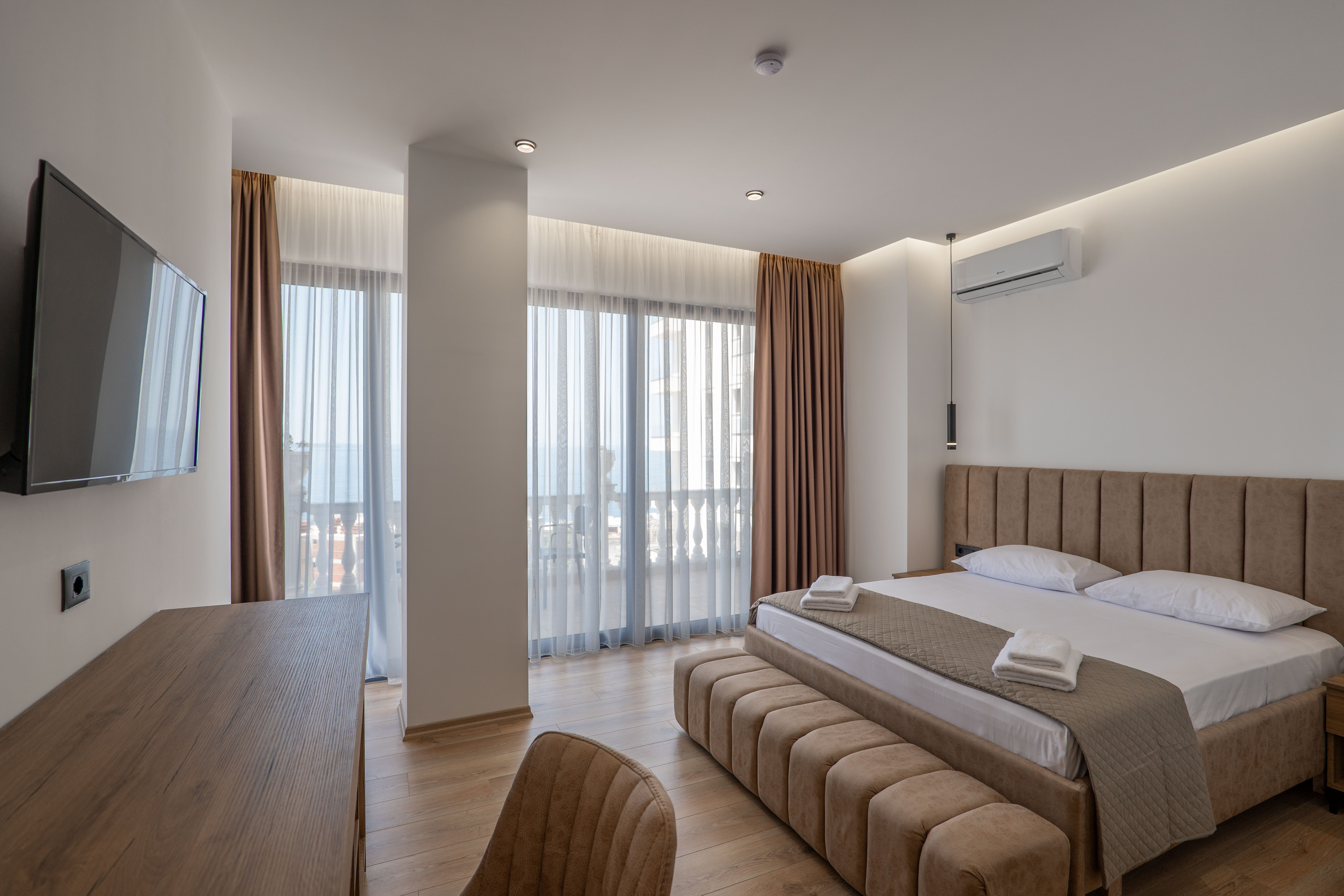 Double Deluxe Sea View with Balcony