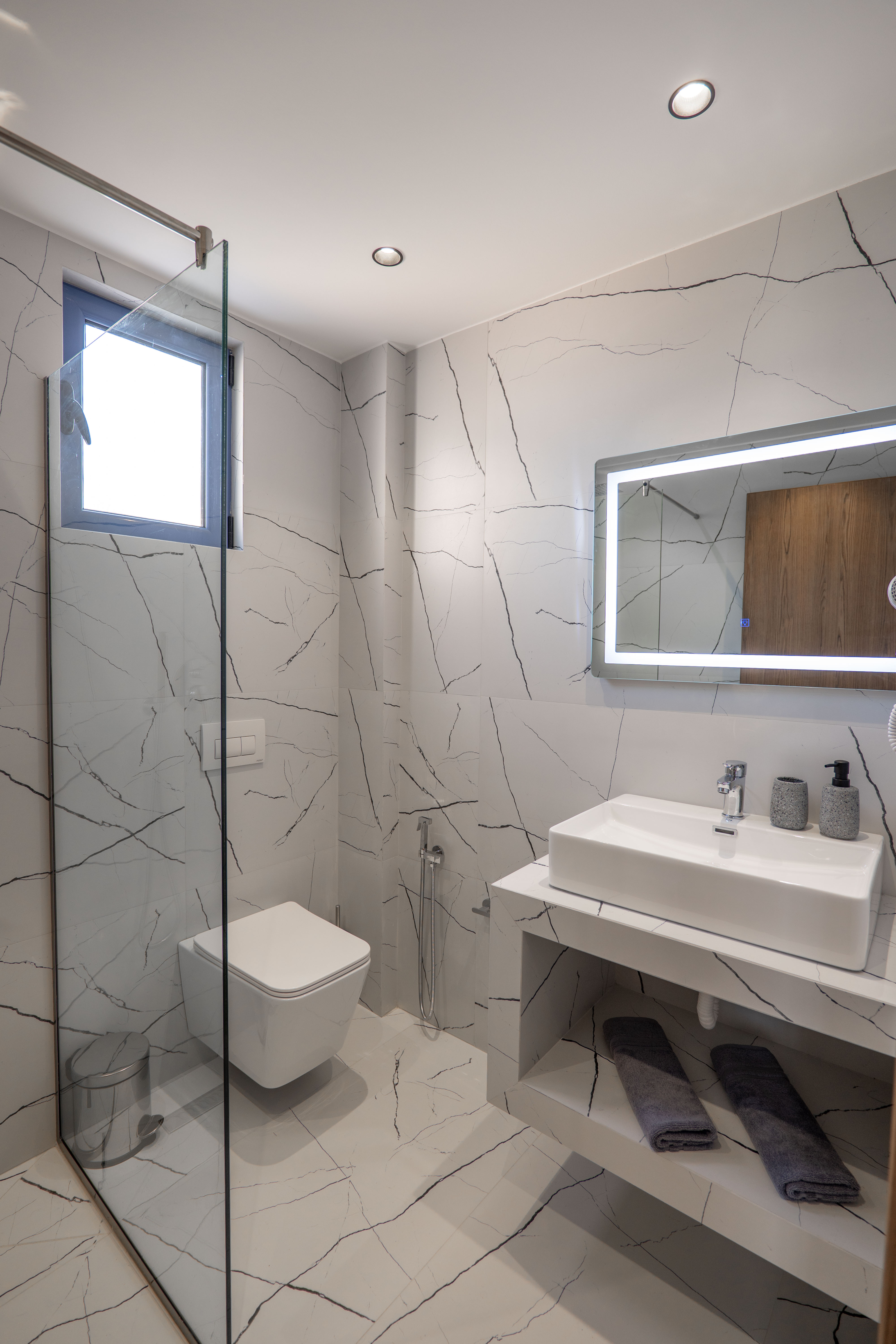 Double Deluxe Sea View with Balcony