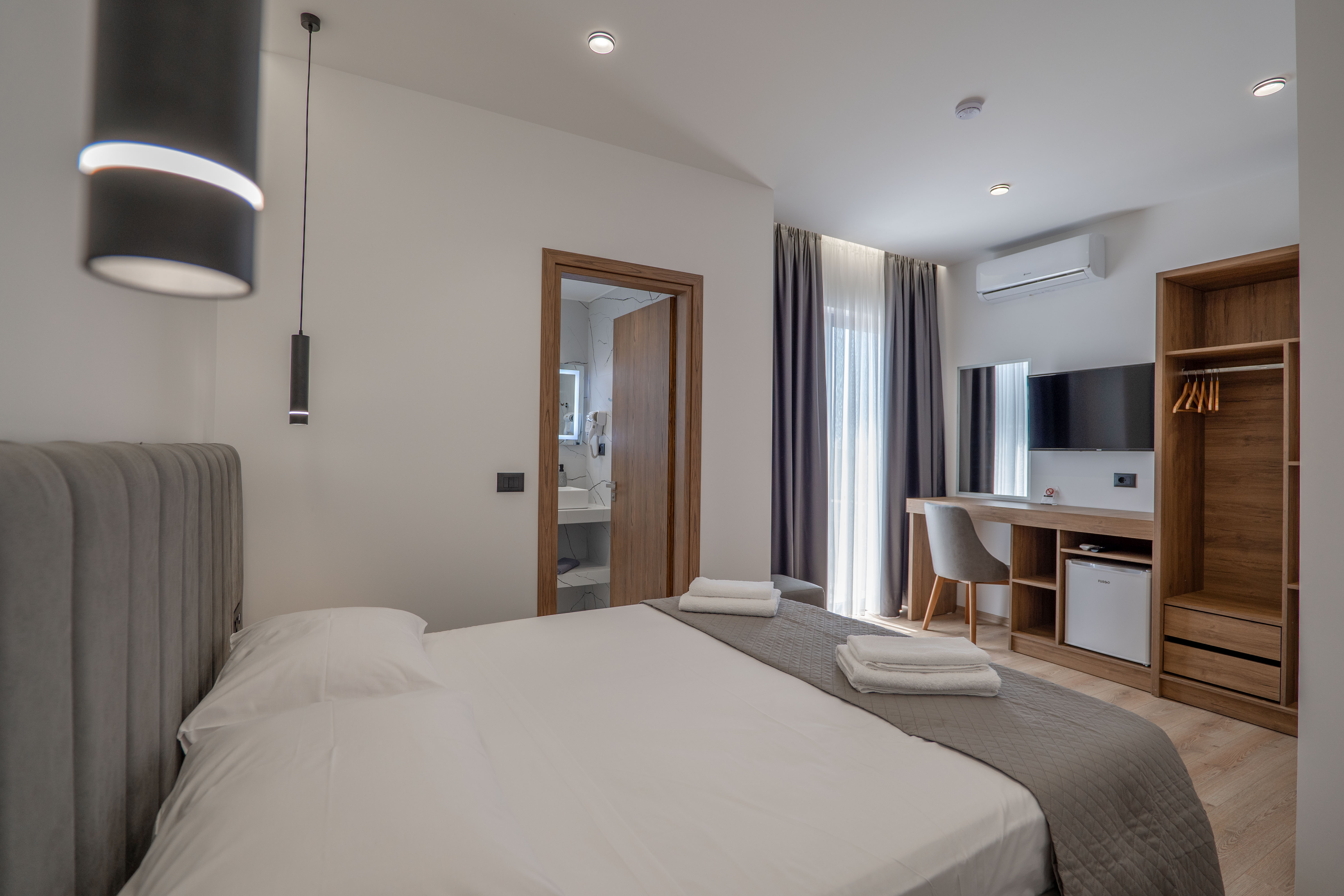 Triple Deluxe Sea View with Balcony