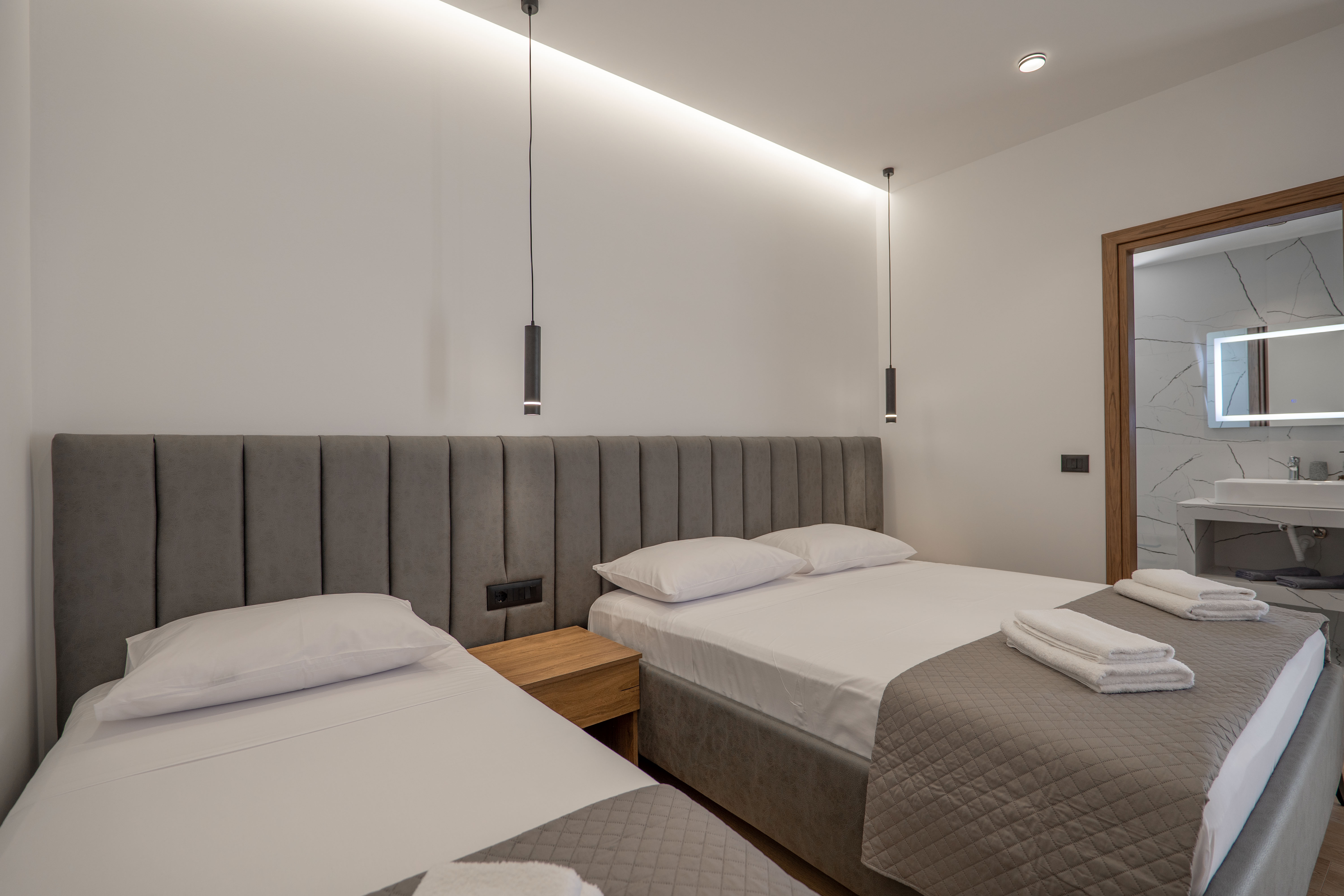 Triple Deluxe Sea View with Balcony