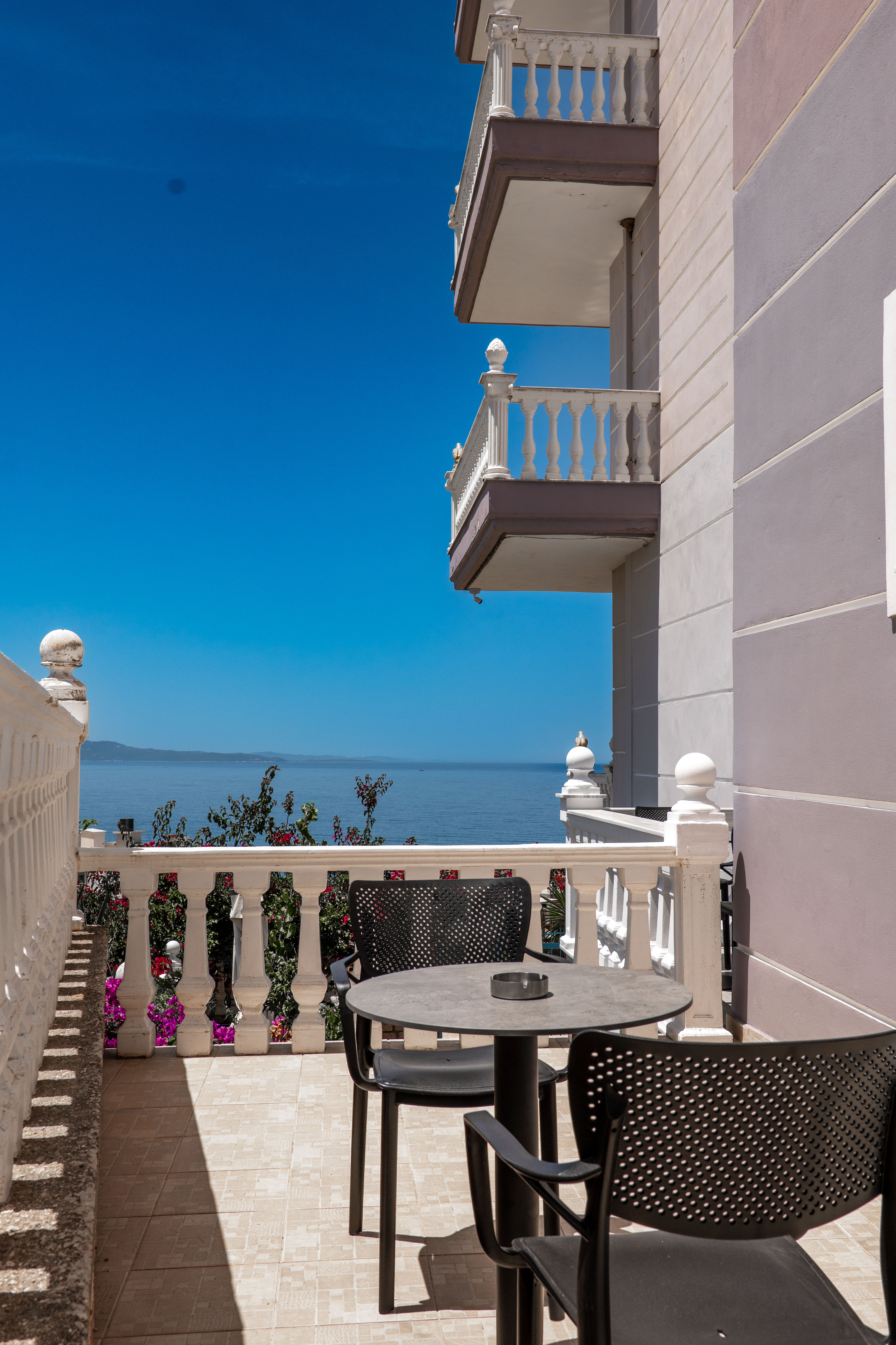 Double Deluxe Side Sea View