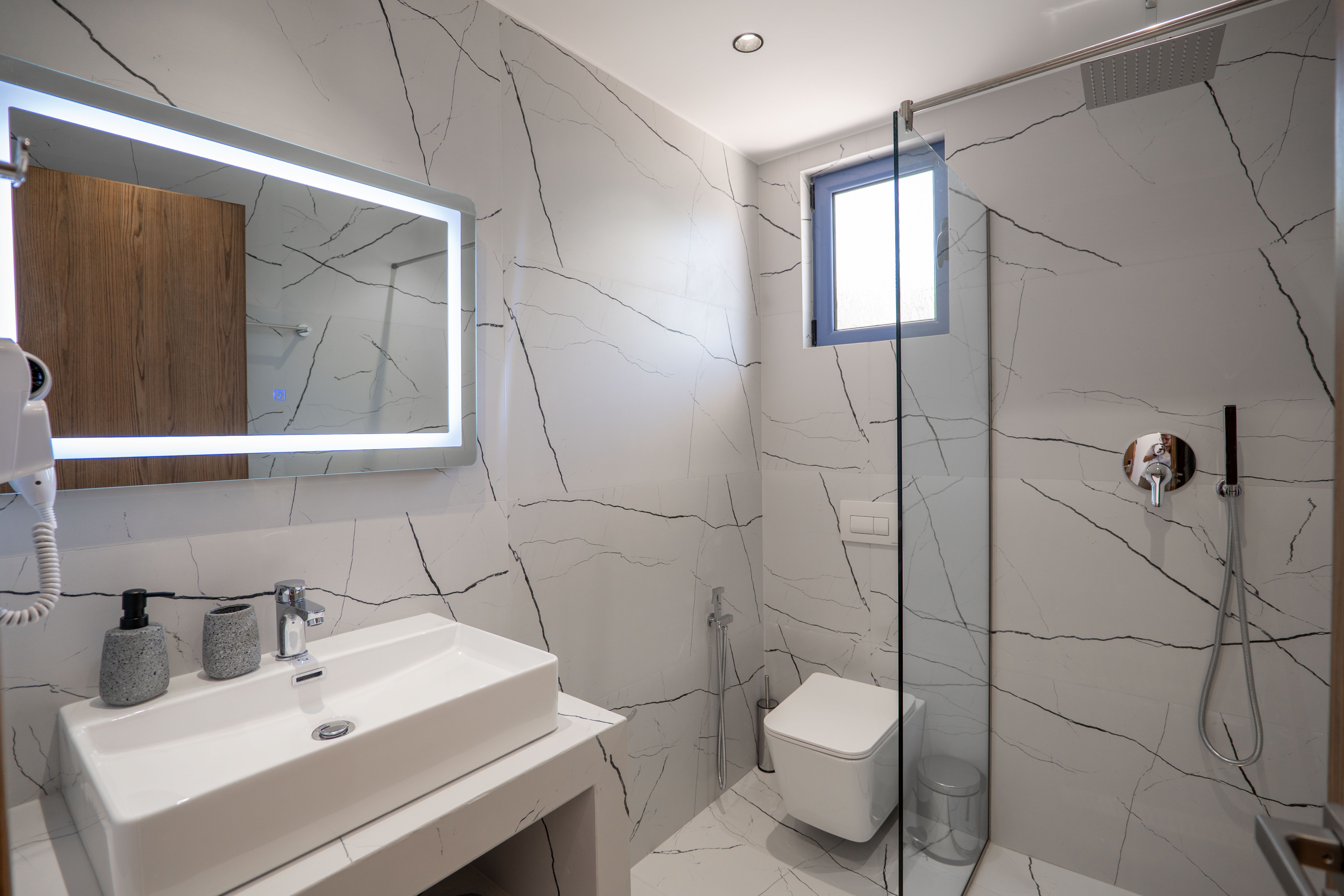 Double Deluxe Side Sea View