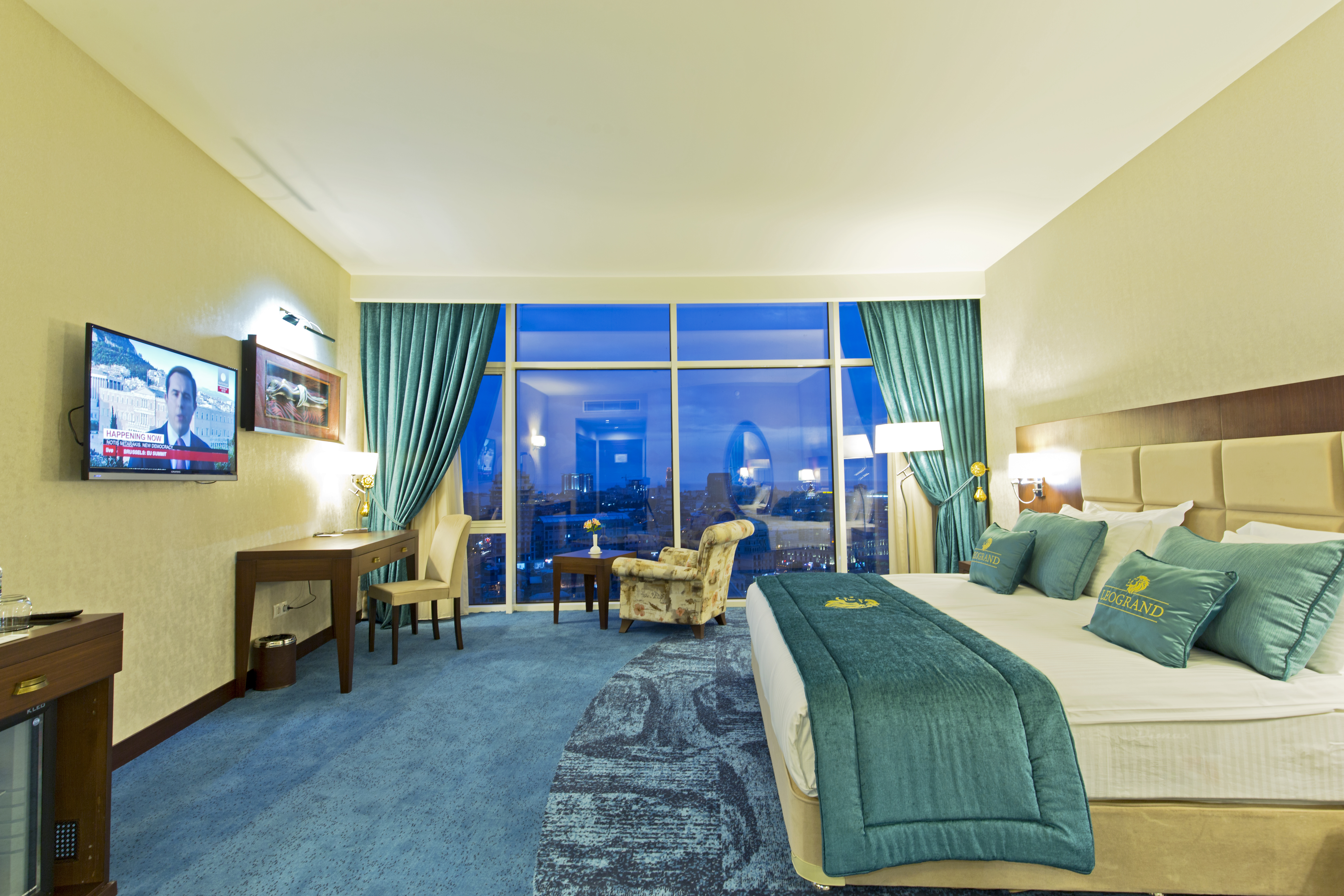 Double Superior Mountain View