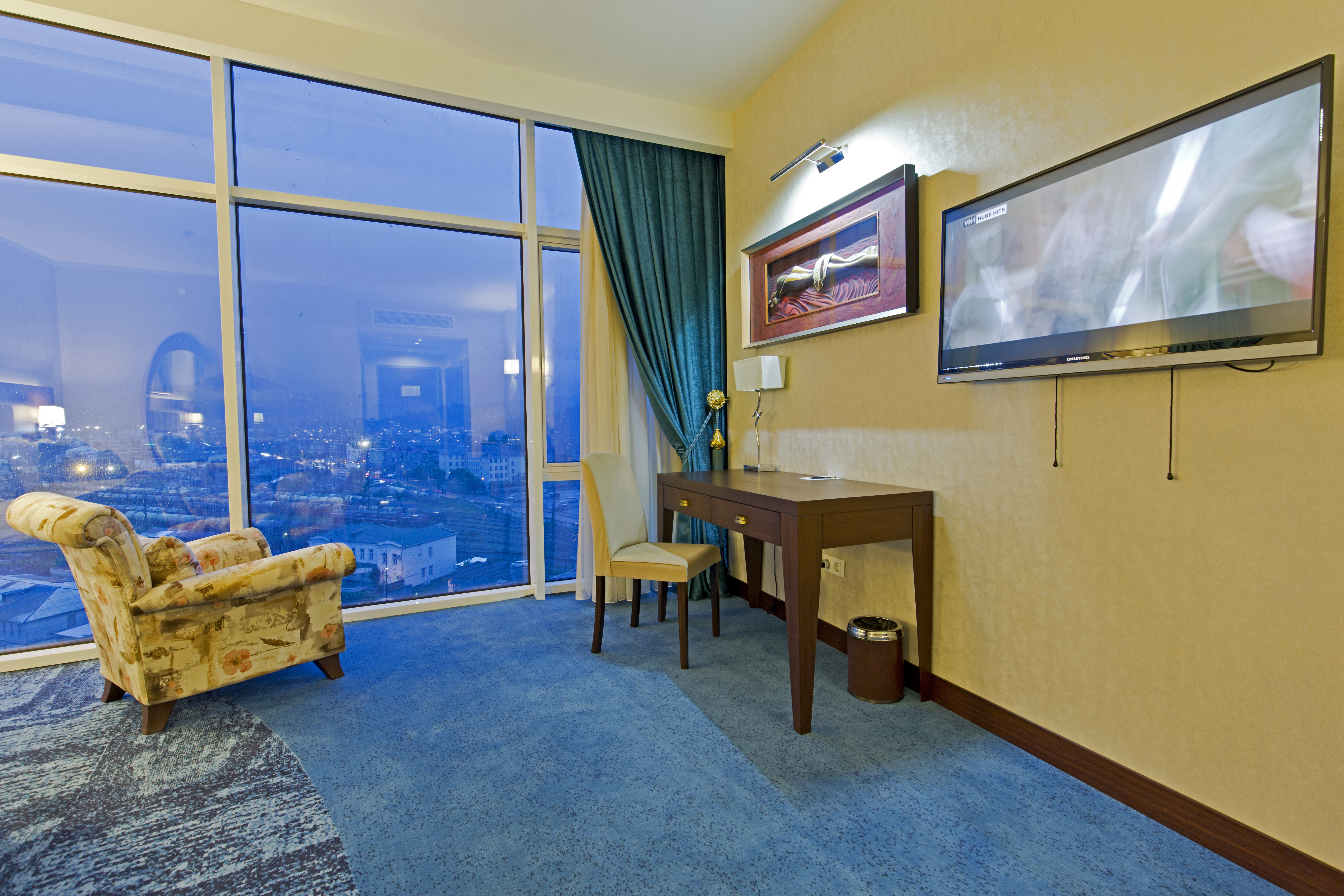 Double Superior Mountain View