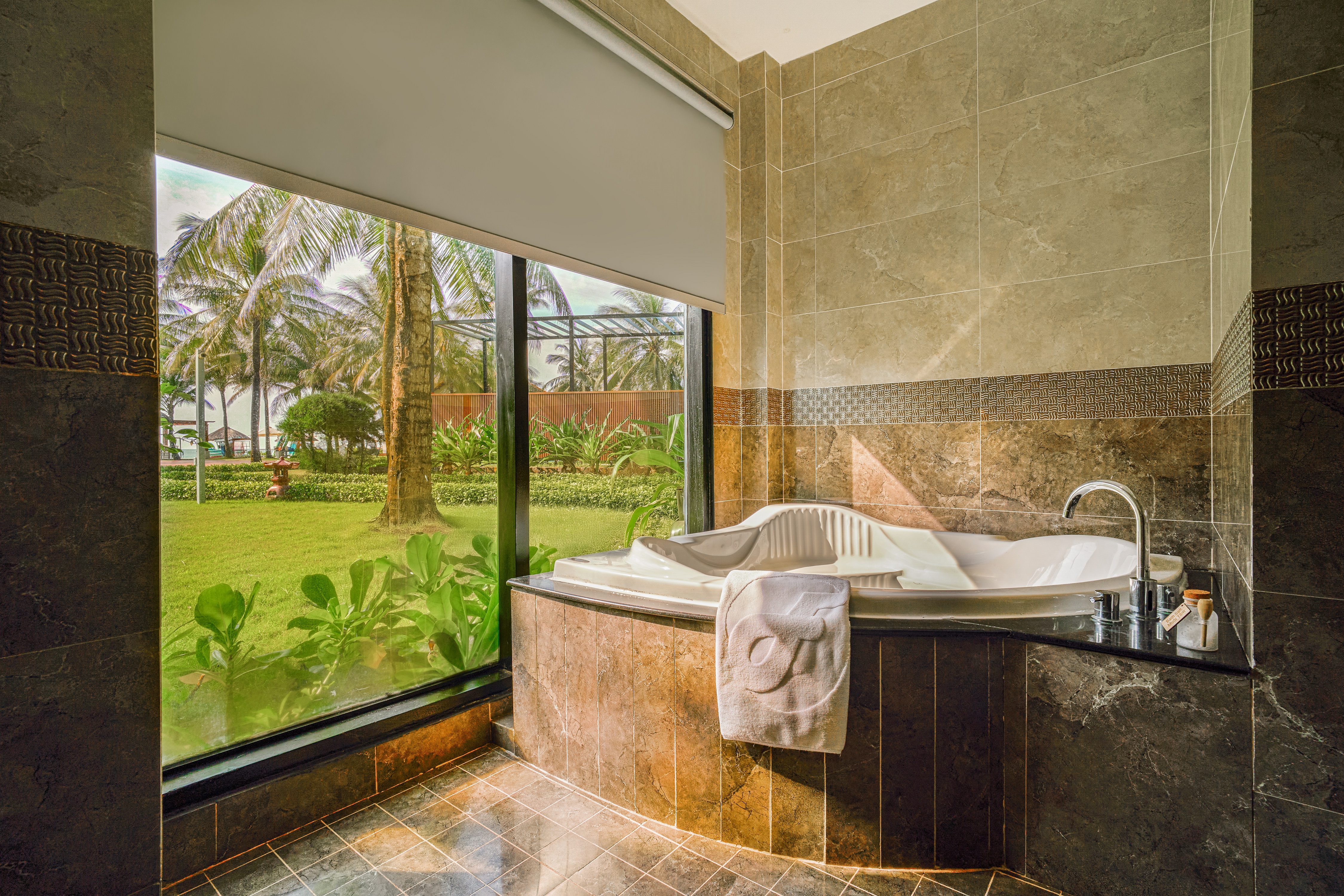 Double or Twin Deluxe Ocean View