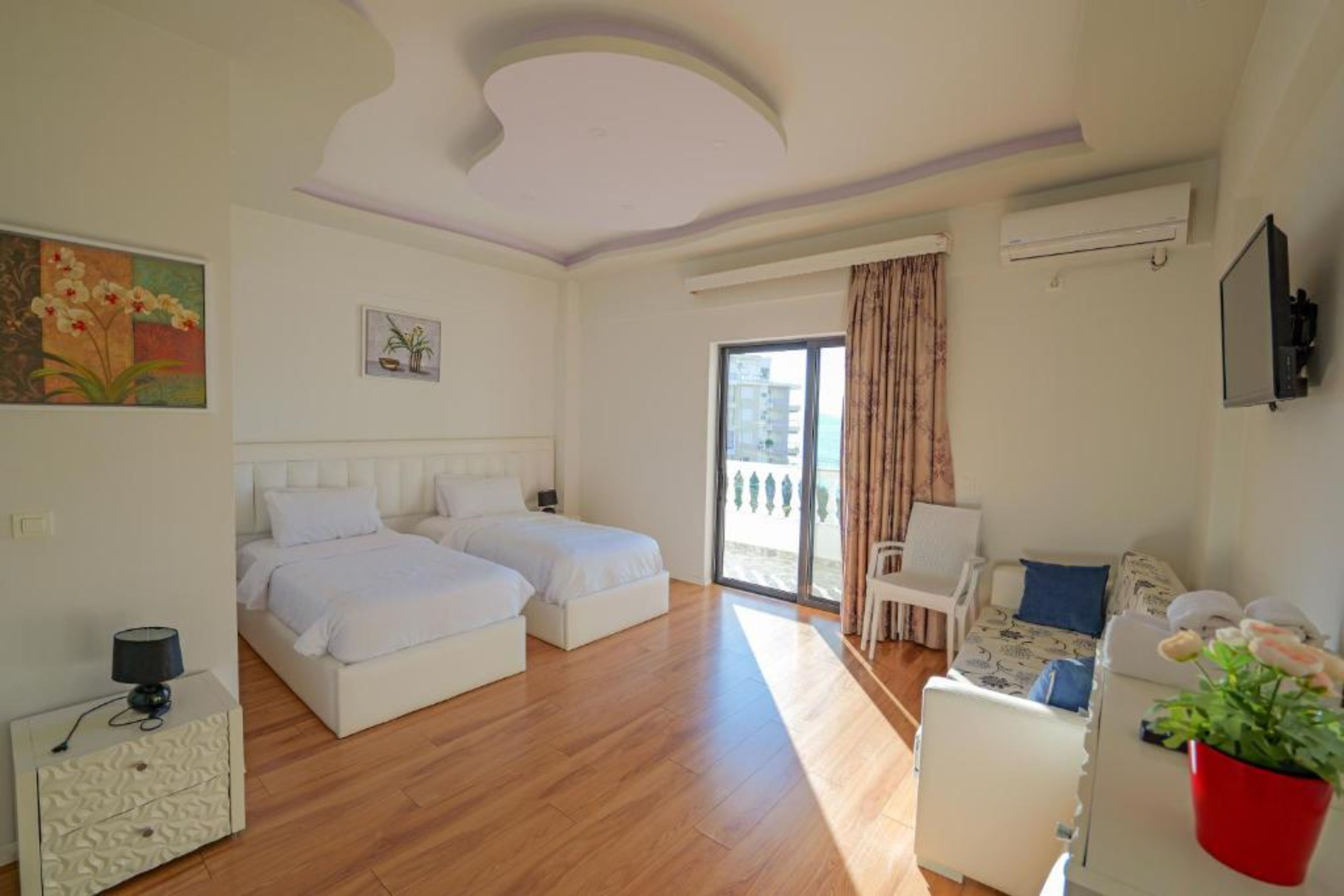 Double or Twin Standard