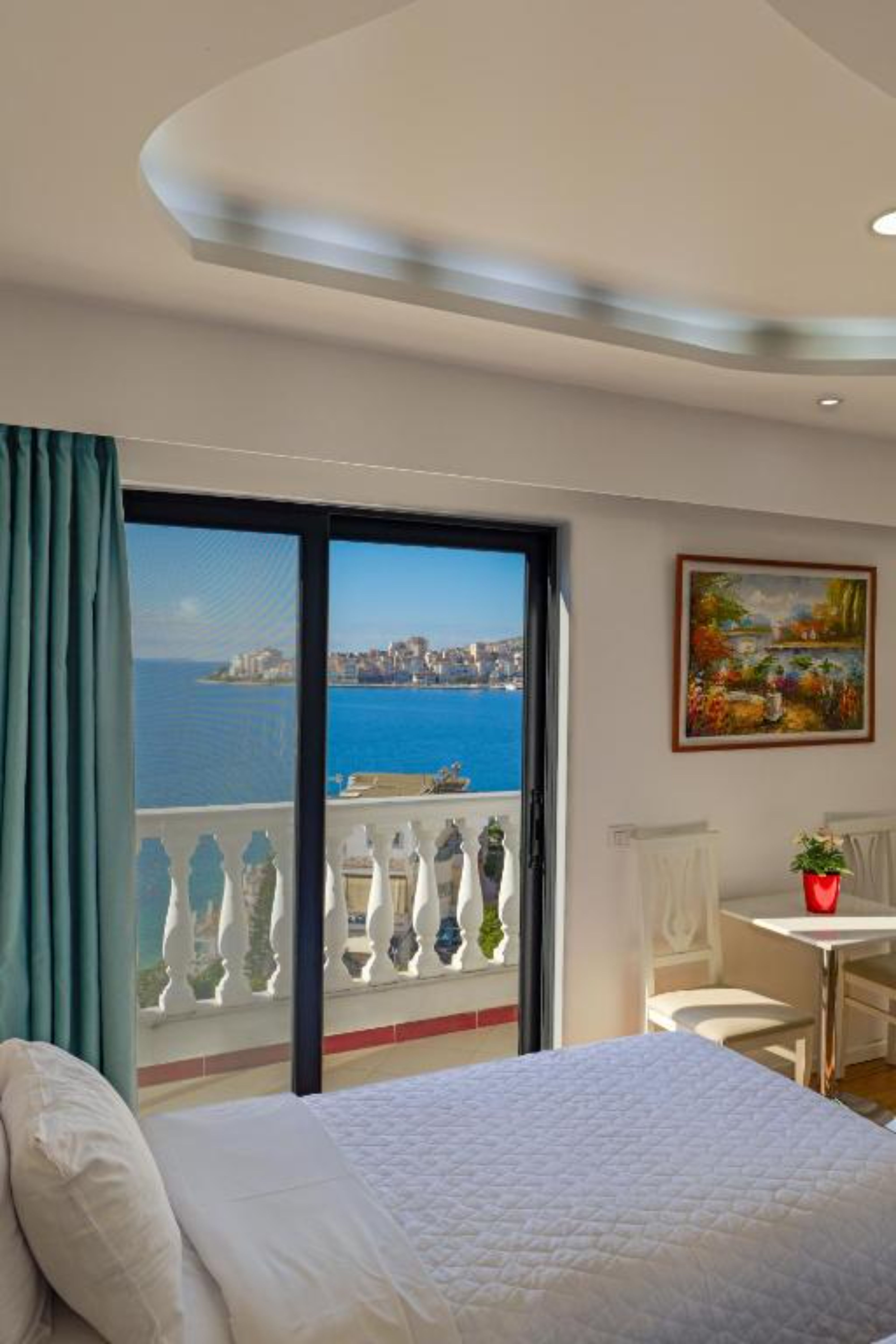 Suite Sea View with Air Conditioning