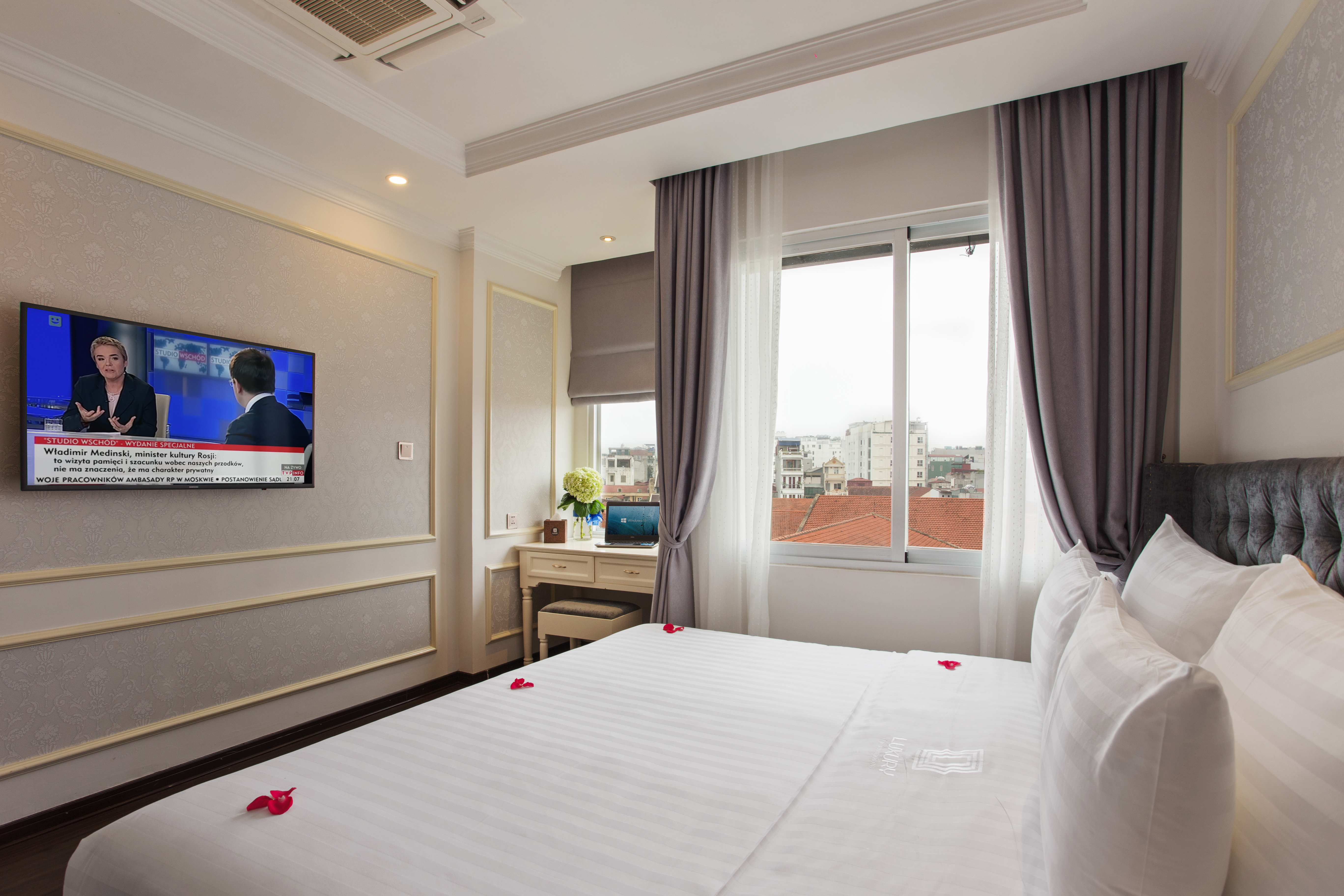 Double or Twin Deluxe