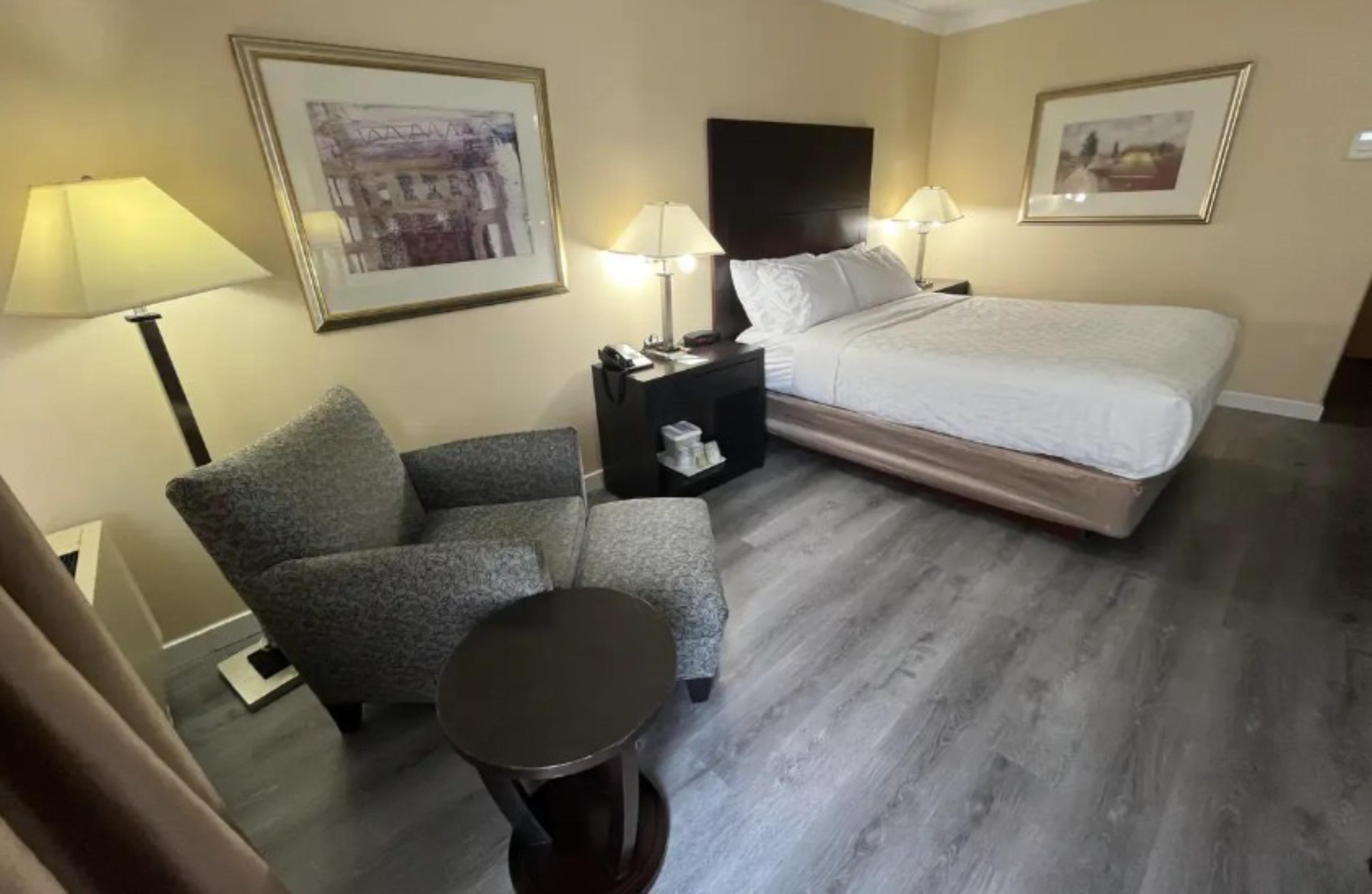 Double Queen Size Bed