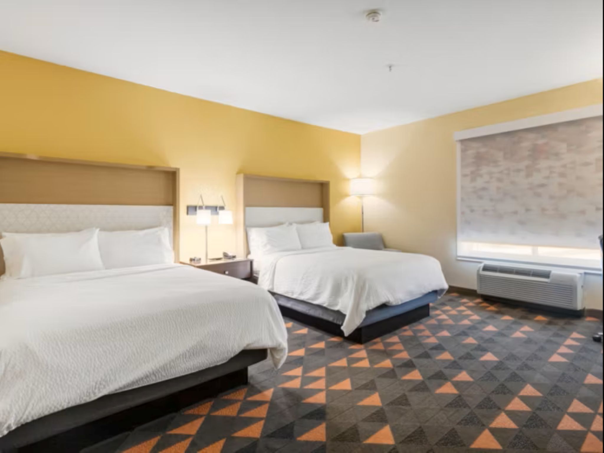 Suite Two Queen Beds