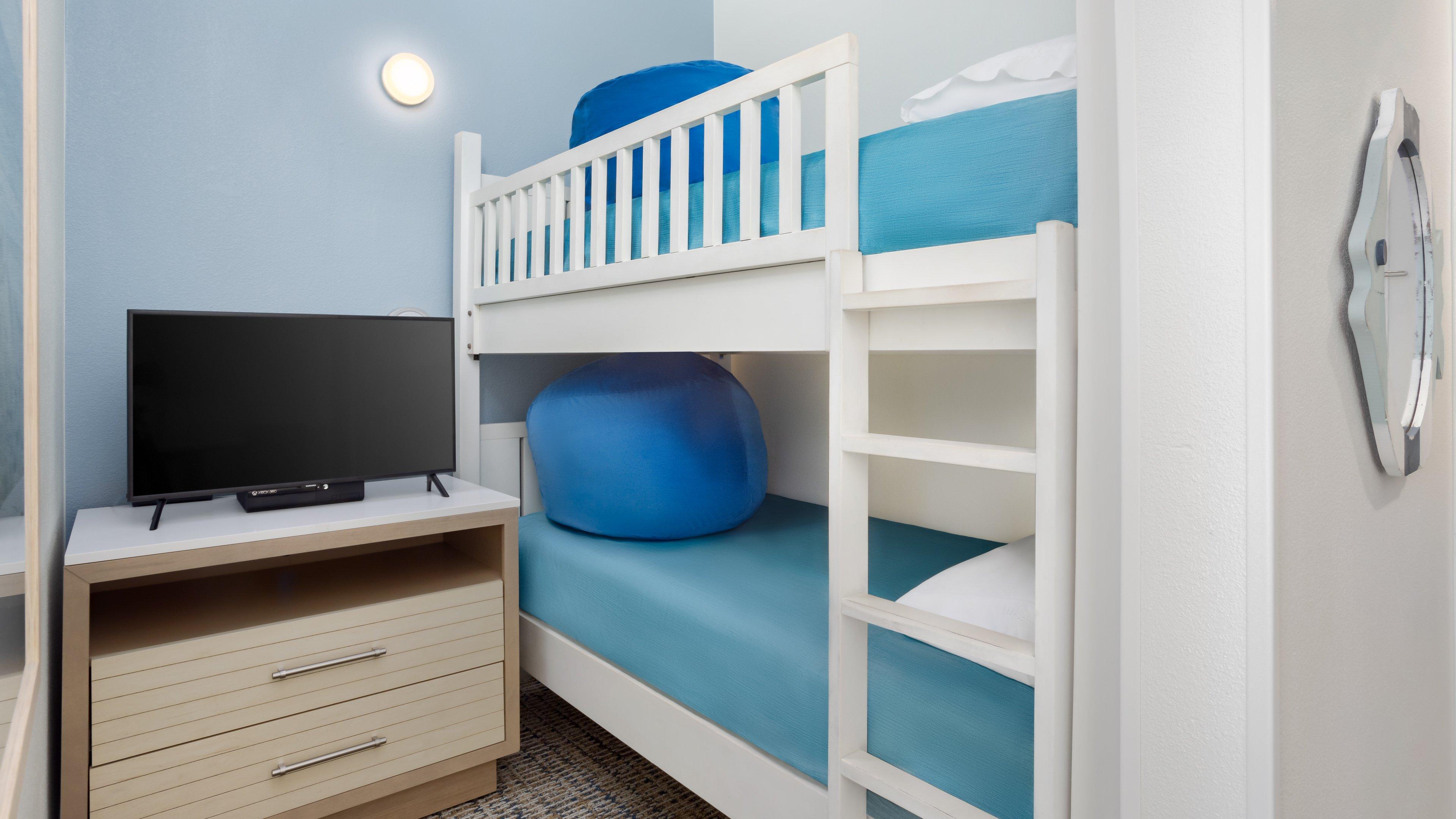 Suite Ocean View King Bed