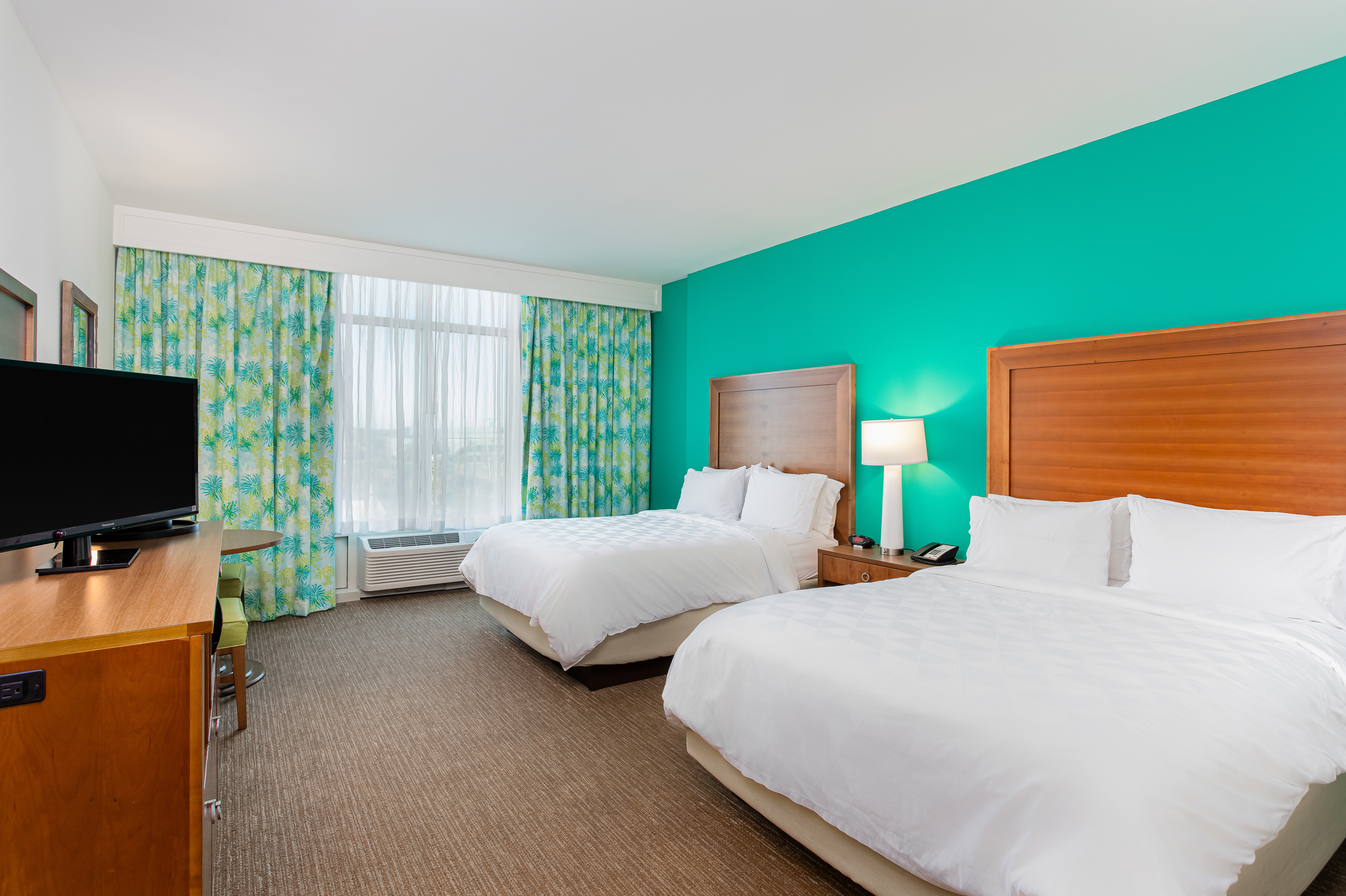 Double Two Queen Beds Non Smoking