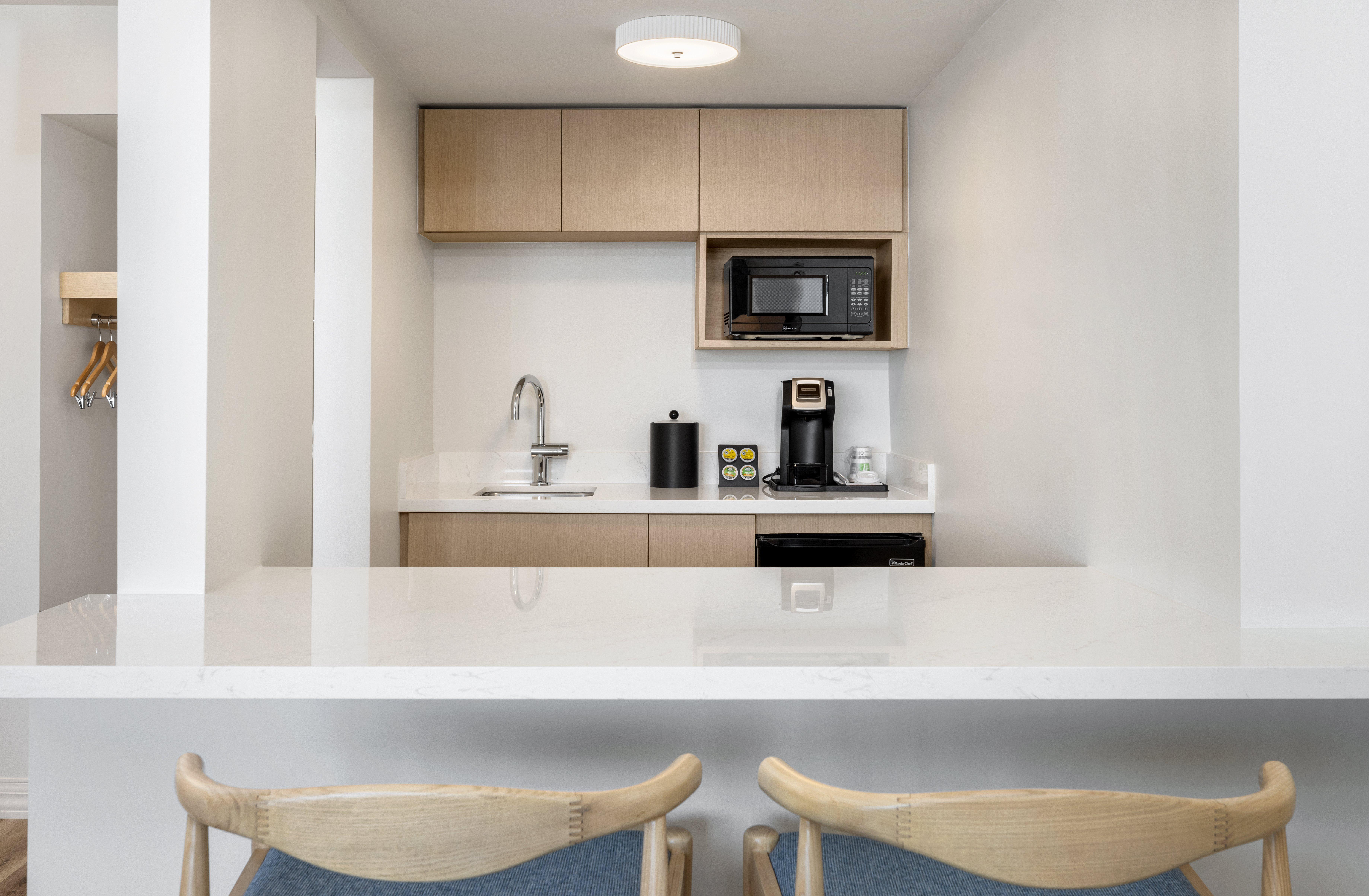 Suite Ocean View King Bed