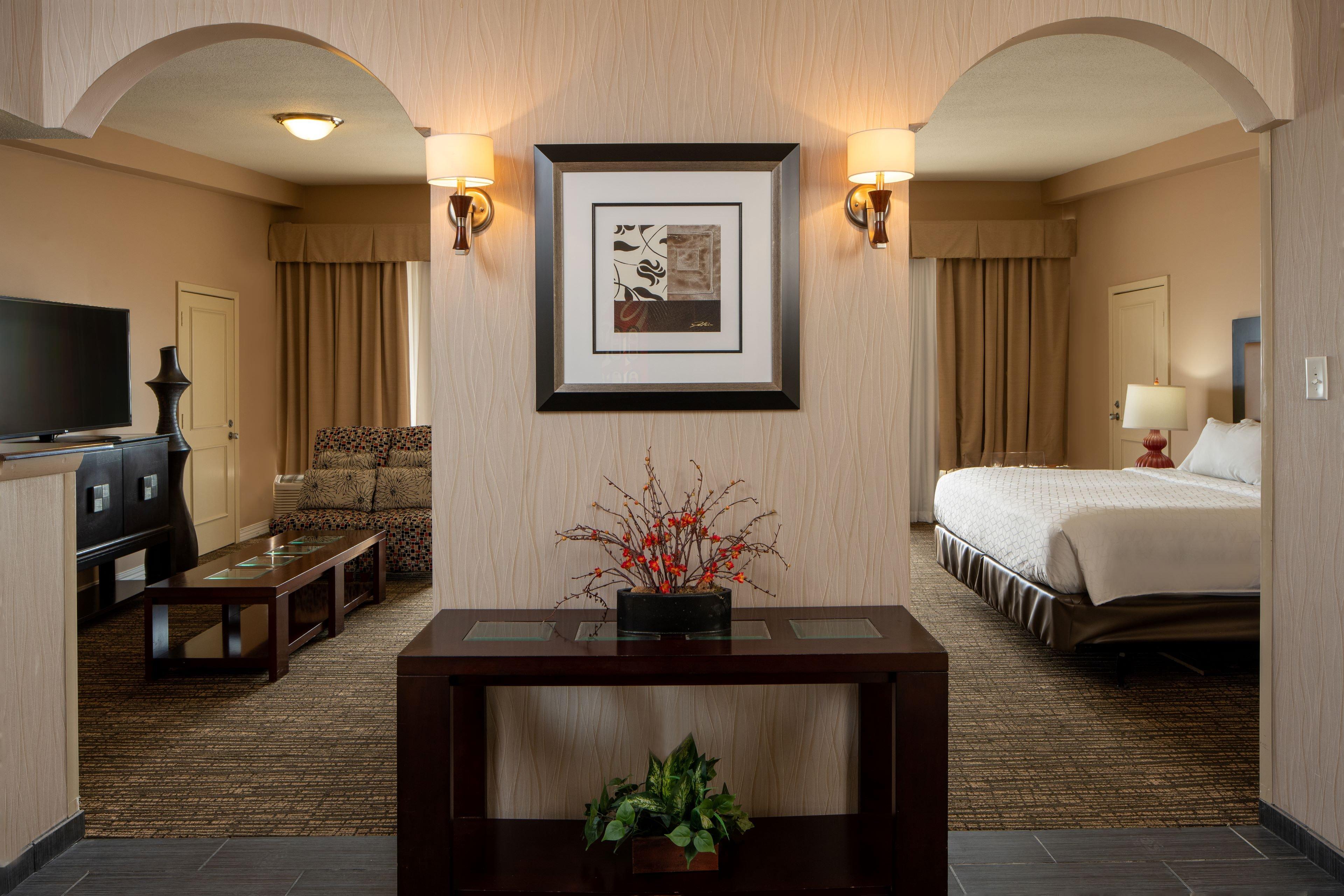 Suite Ocean View King Bed