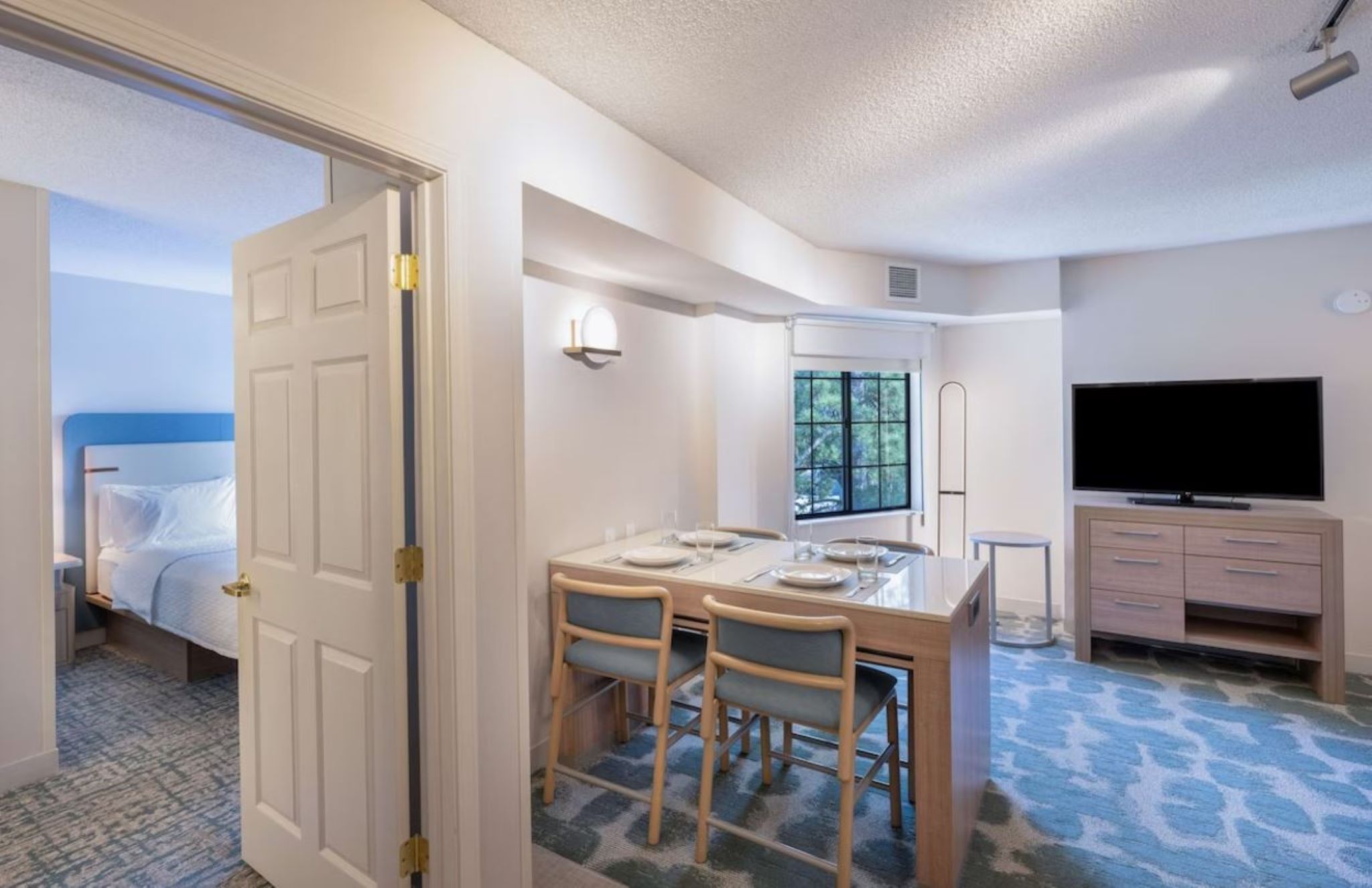 Double Queen Size Bed