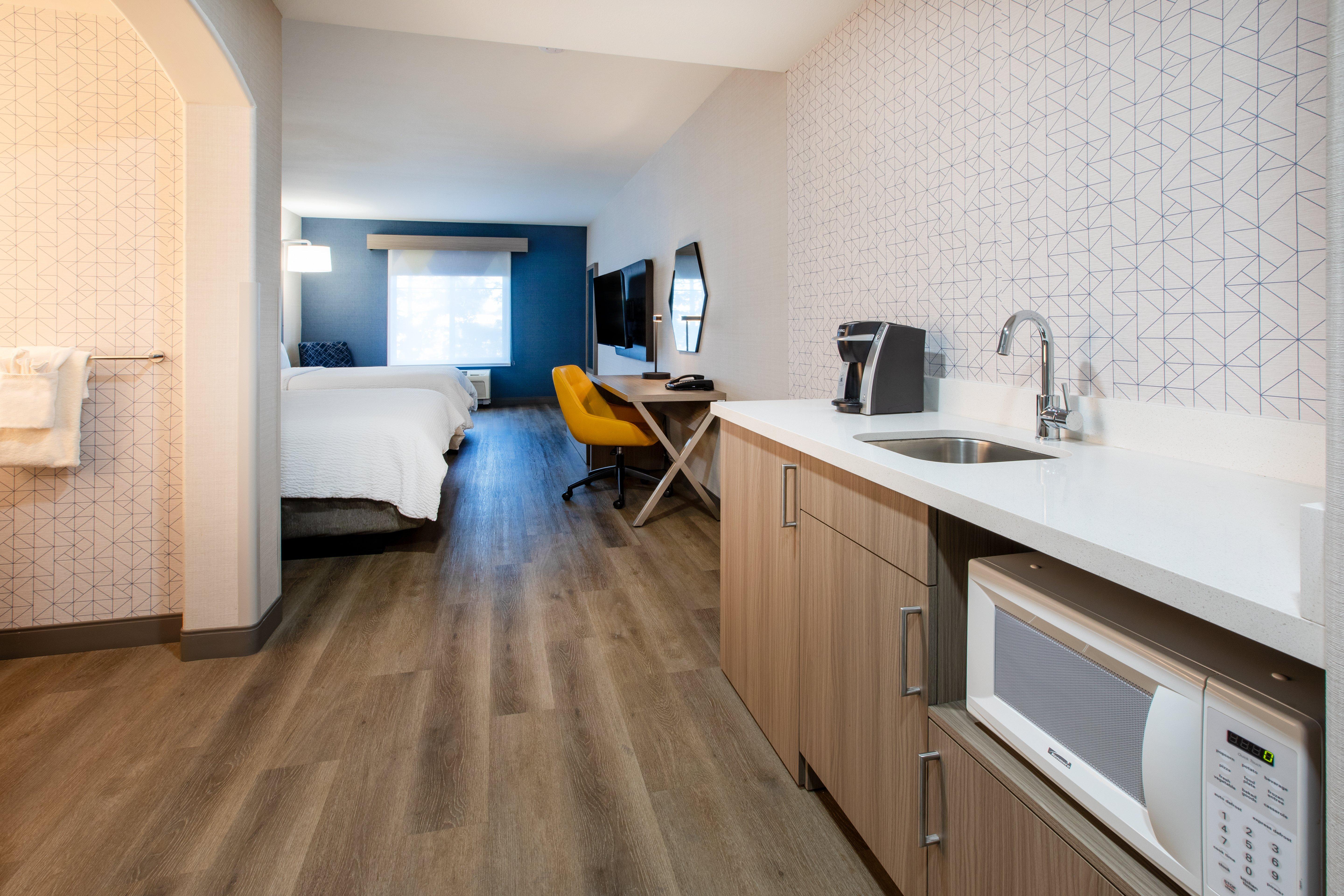 Double Two Queen Beds