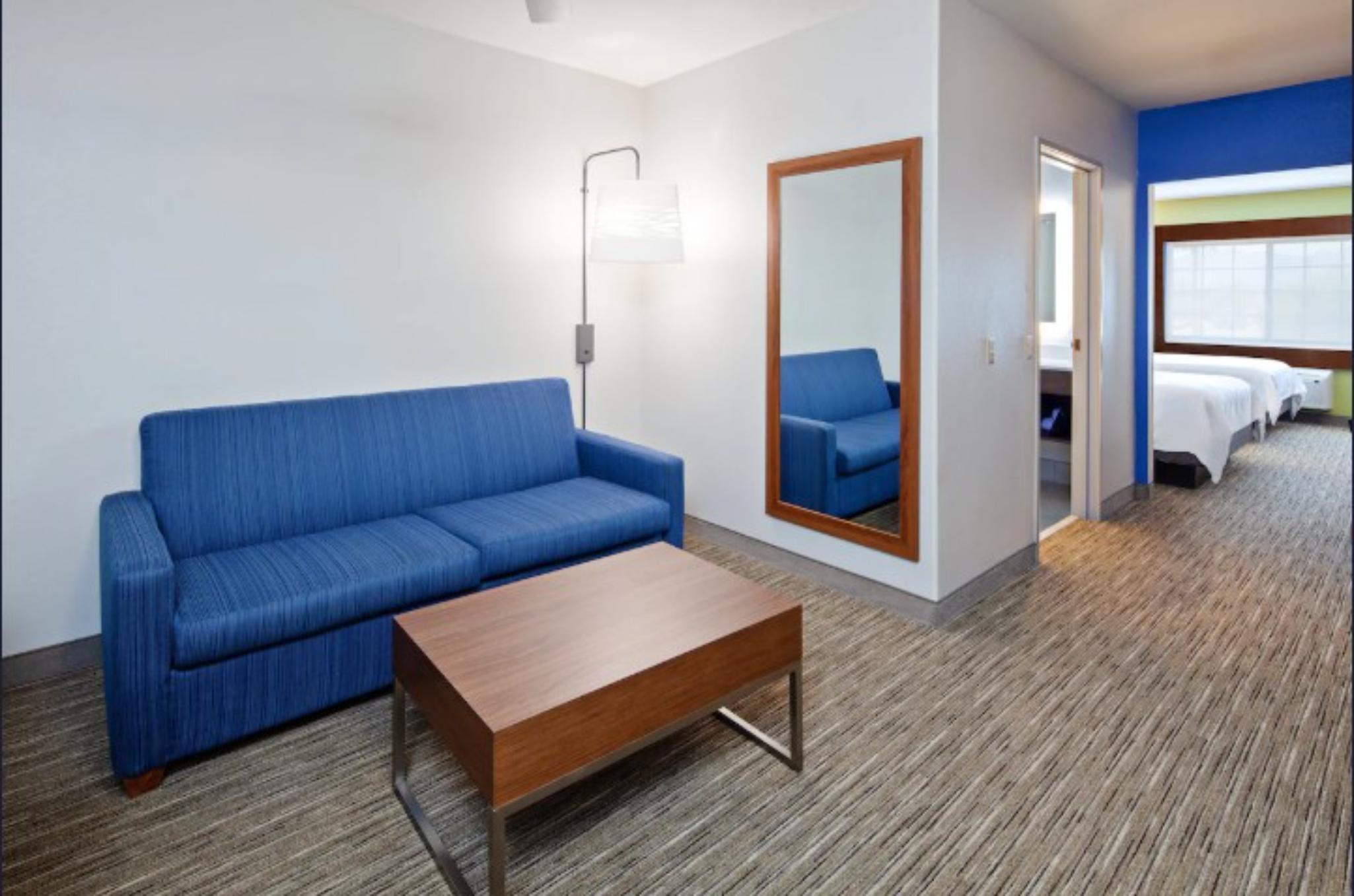 Suite Two Queen Beds