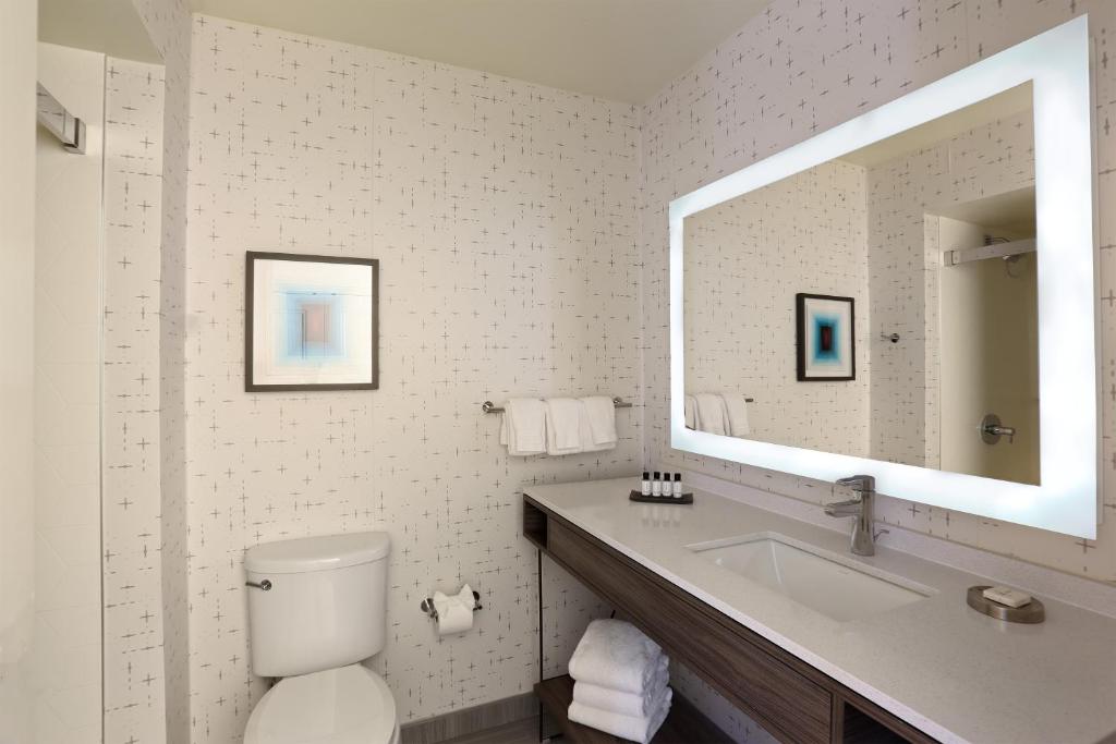 Room Accessible-two Queen Beds