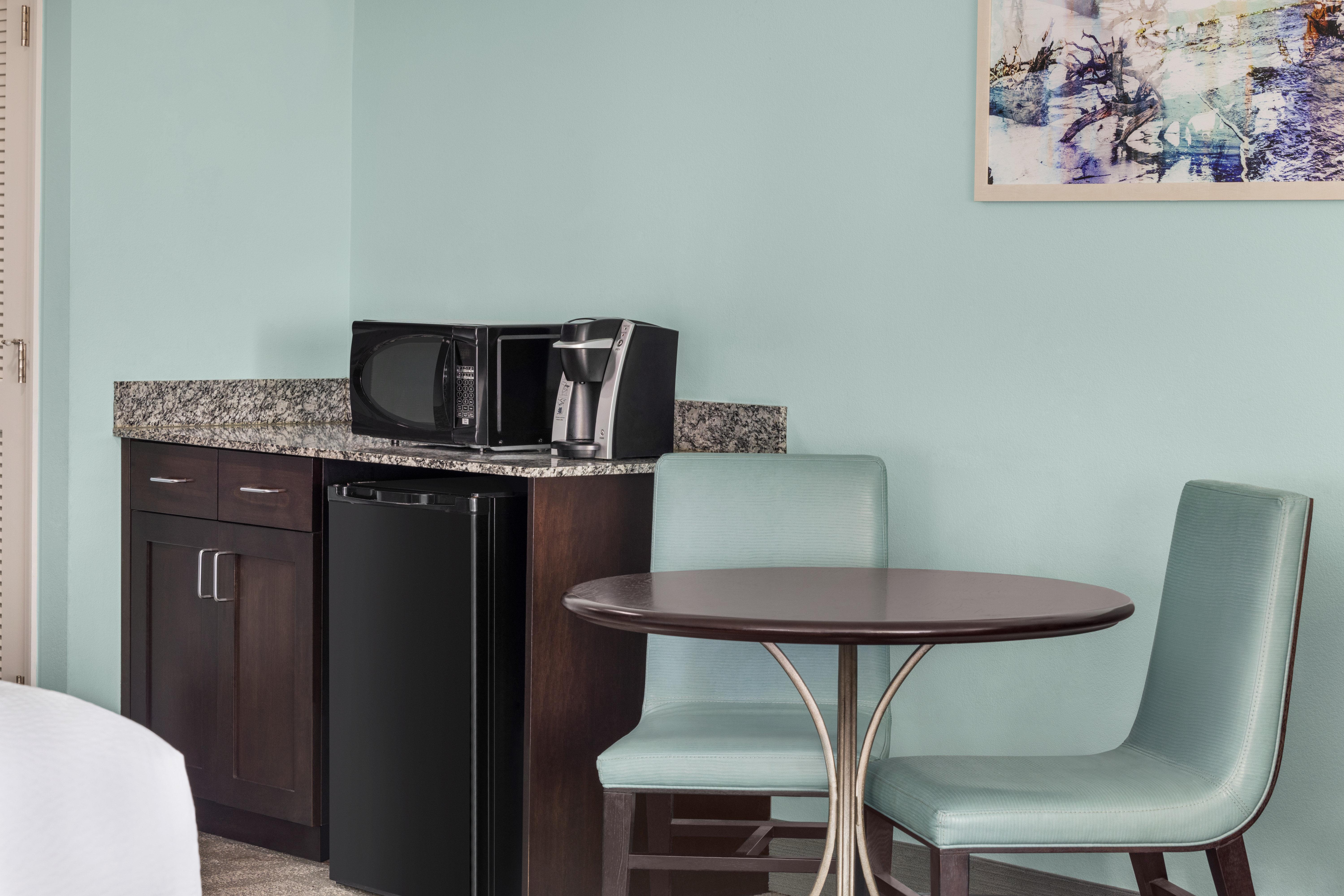 Suite Two Queen Beds One Bedroom