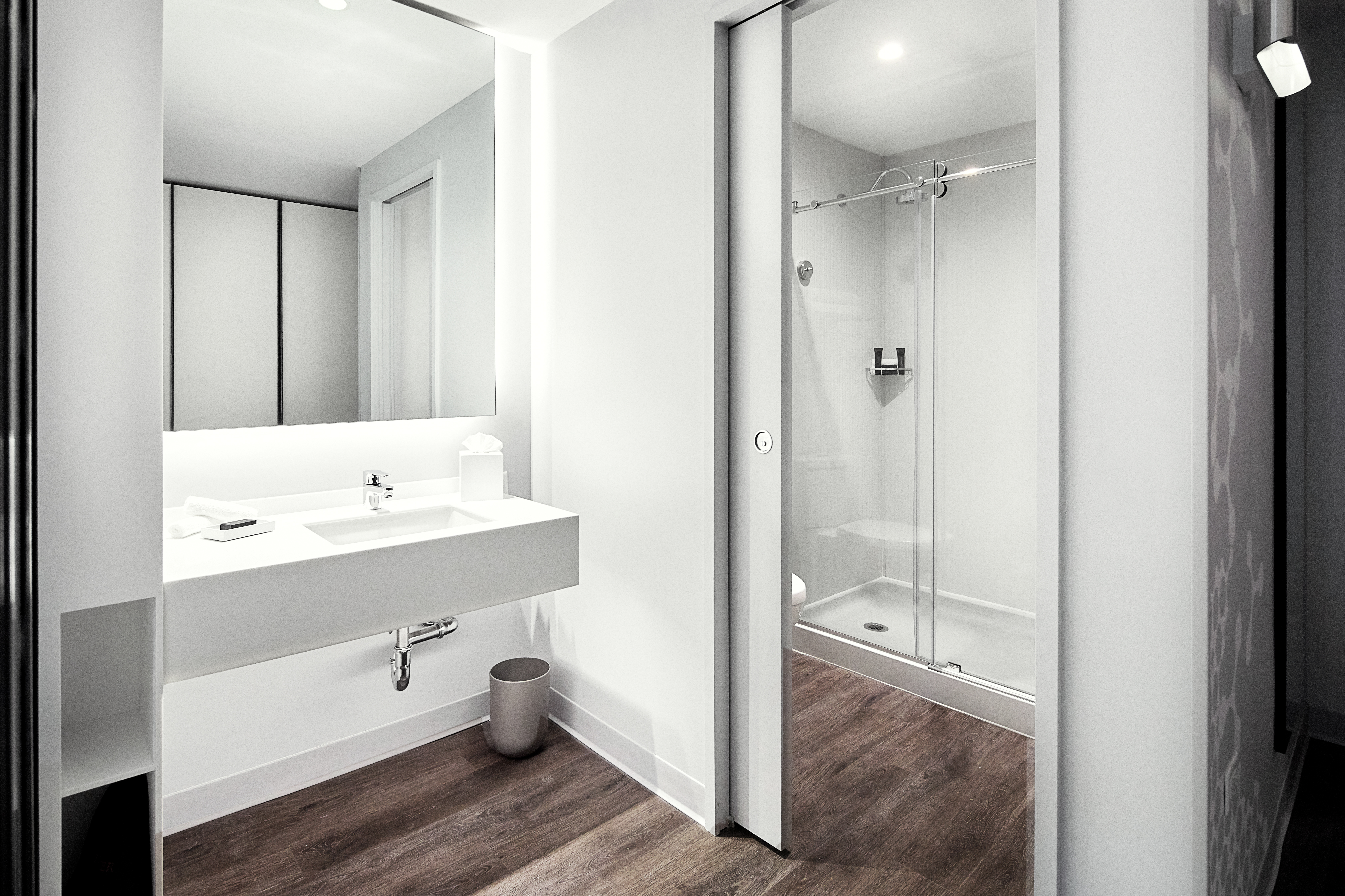 Room Accessible with Views