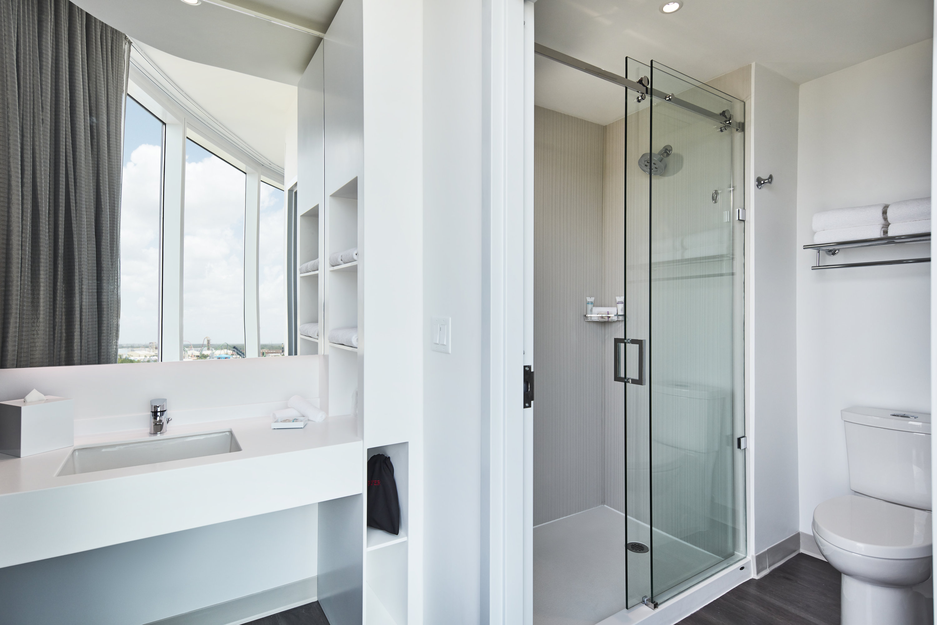 Double Deluxe Two Queen Beds