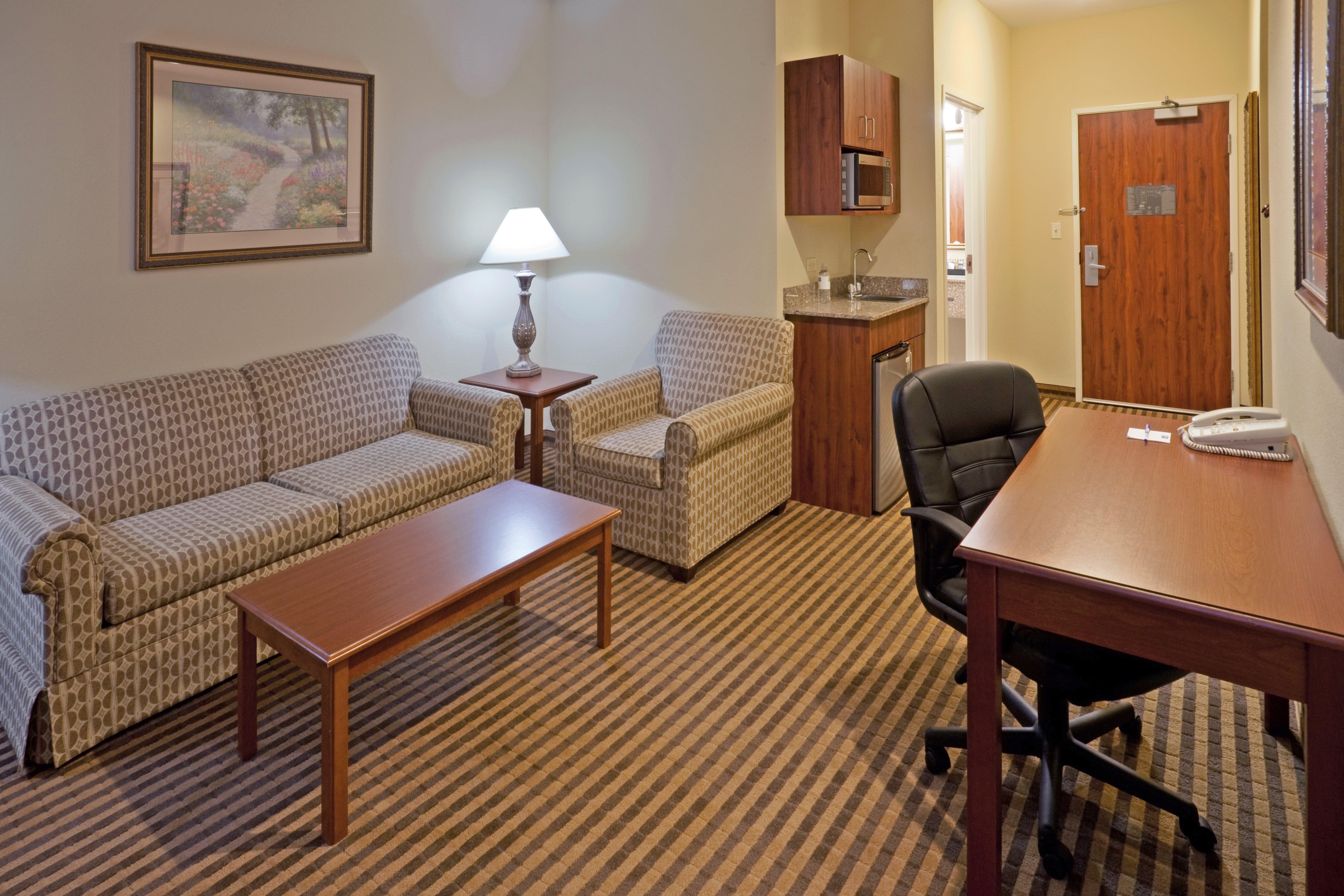 Suite Two Queen Beds Non Smoking