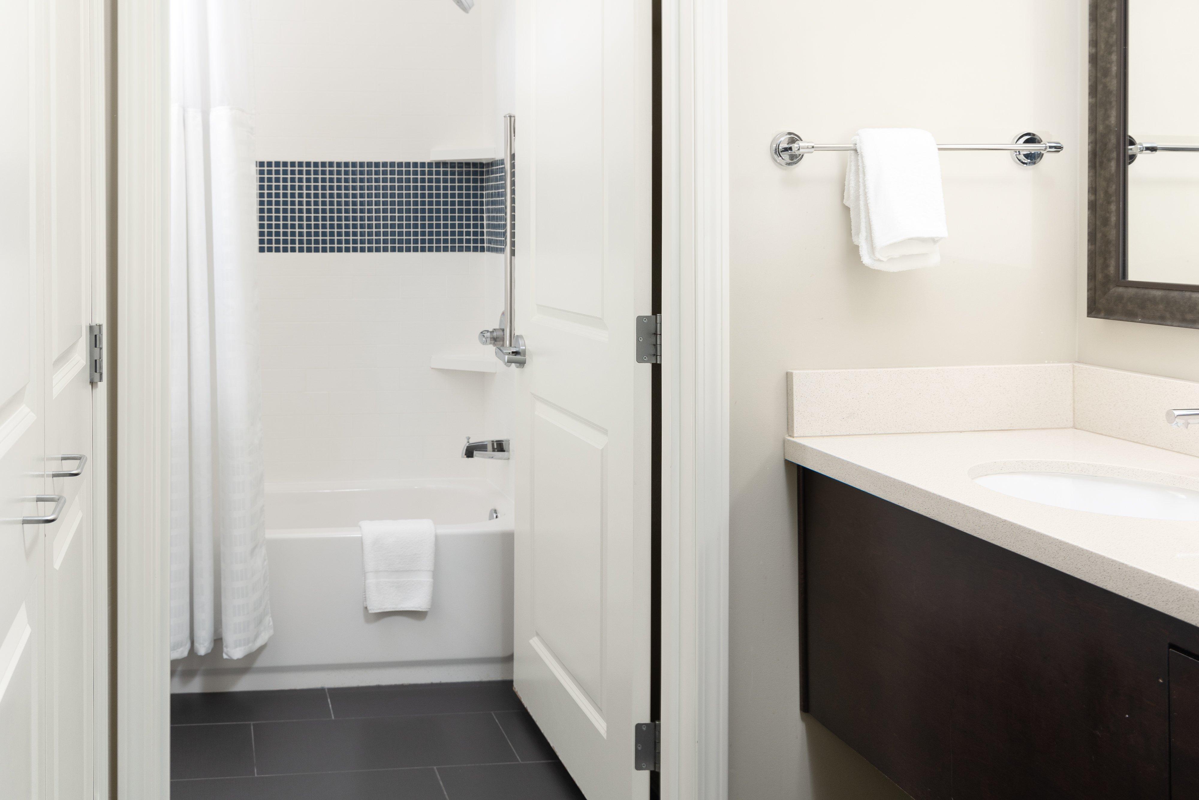 Suite with Kitchenette