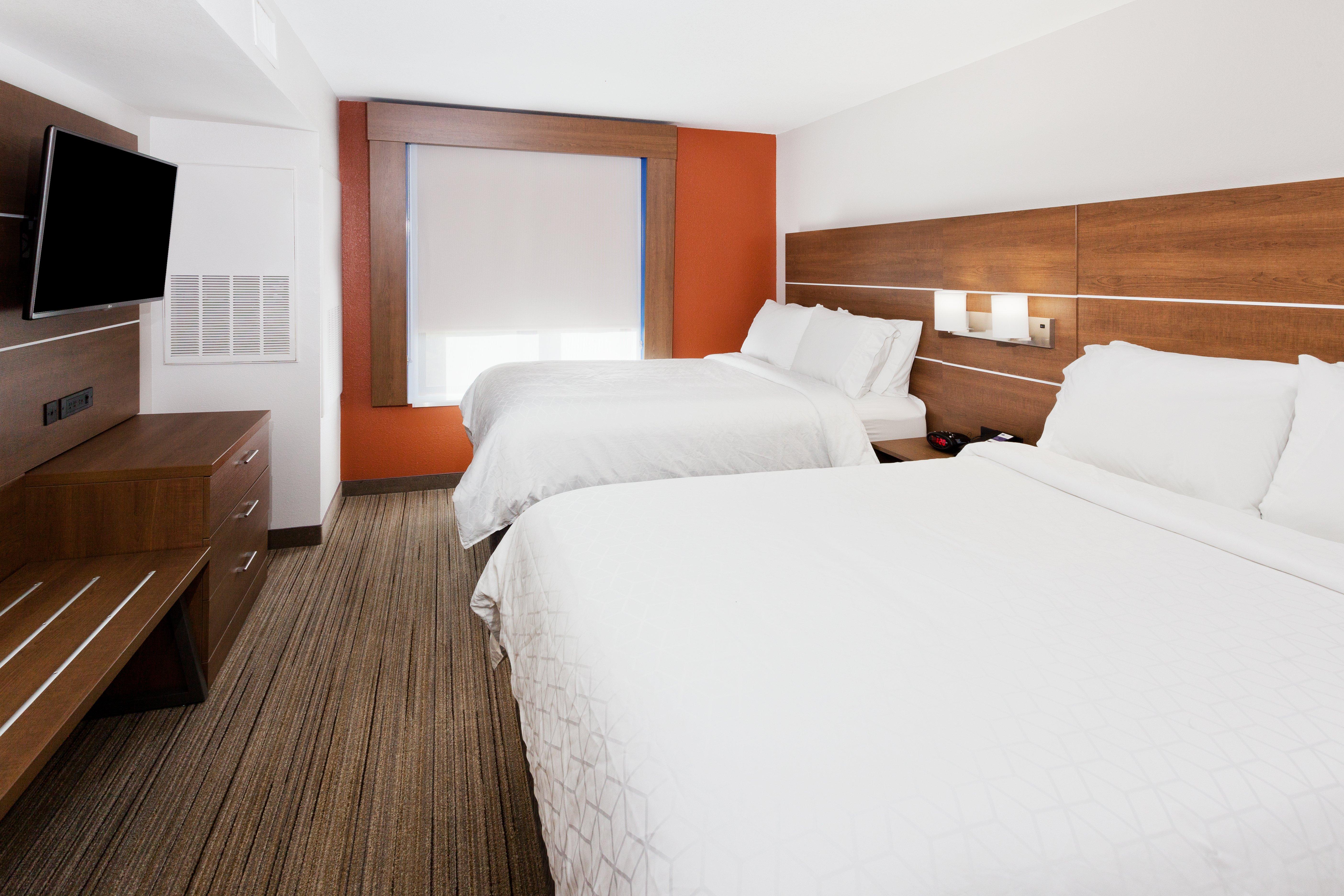 Double Two Queen Beds Non Smoking