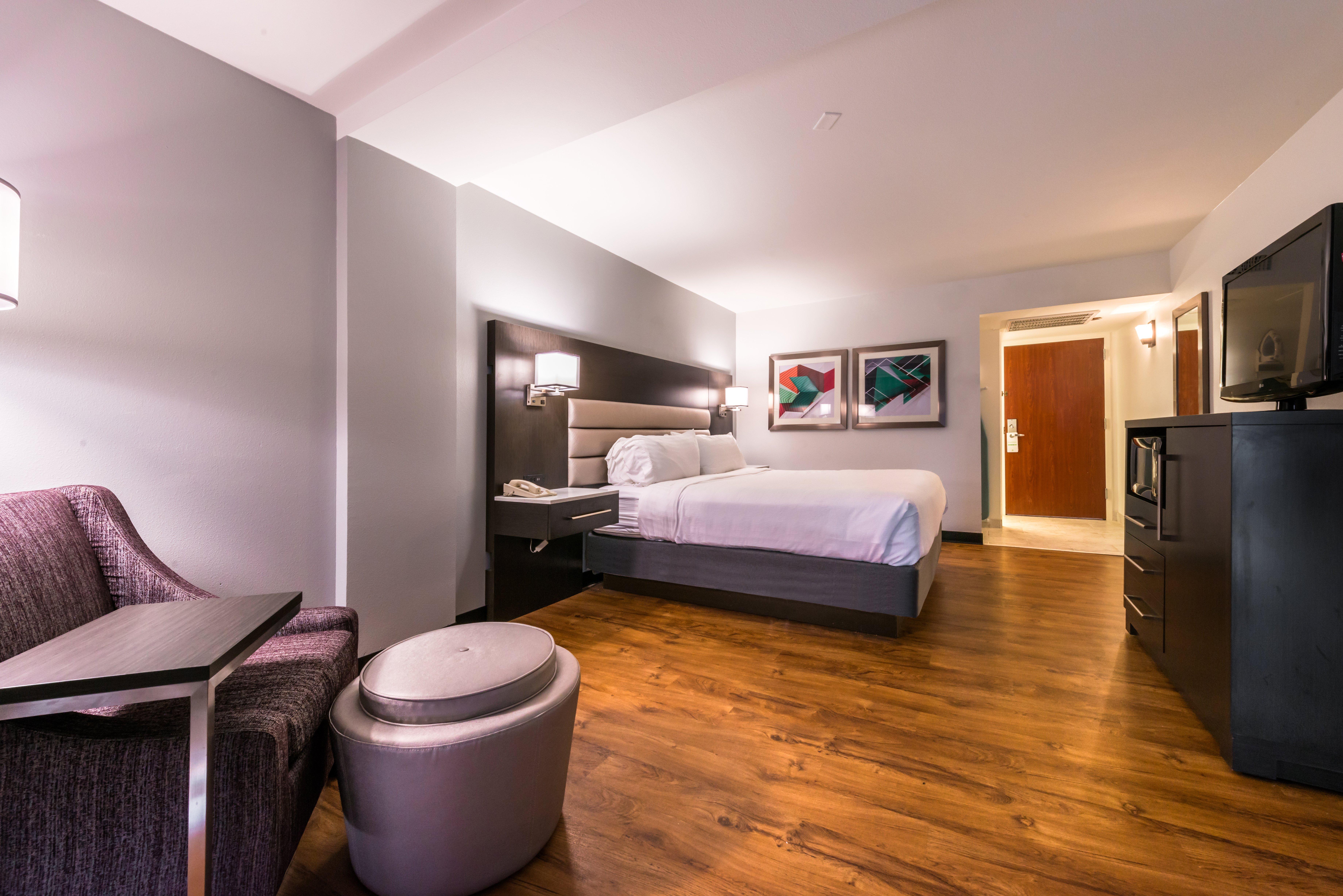 Double Queen Size Bed