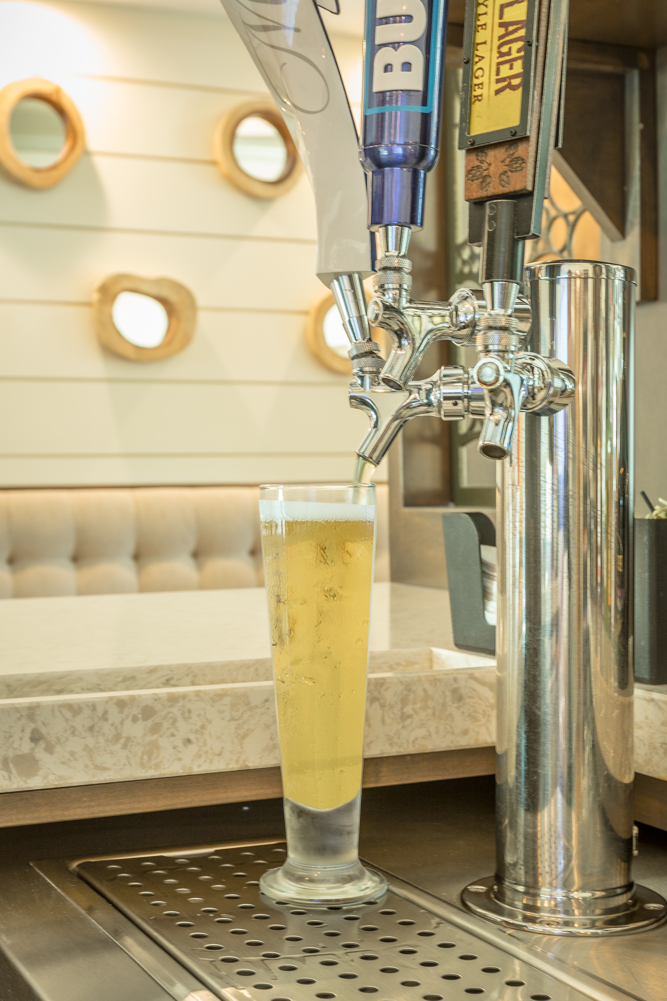 Double King Bed Non Smoking