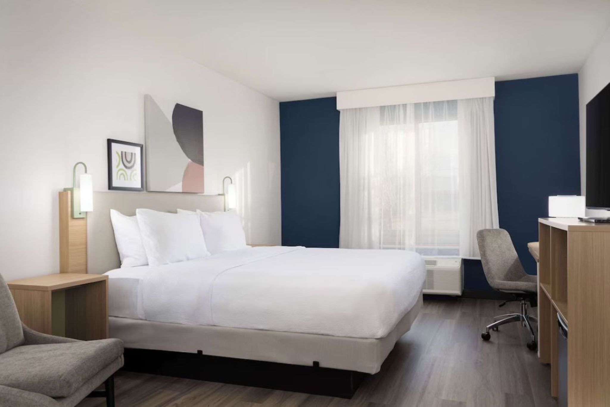 Double Accessible King Size Bed