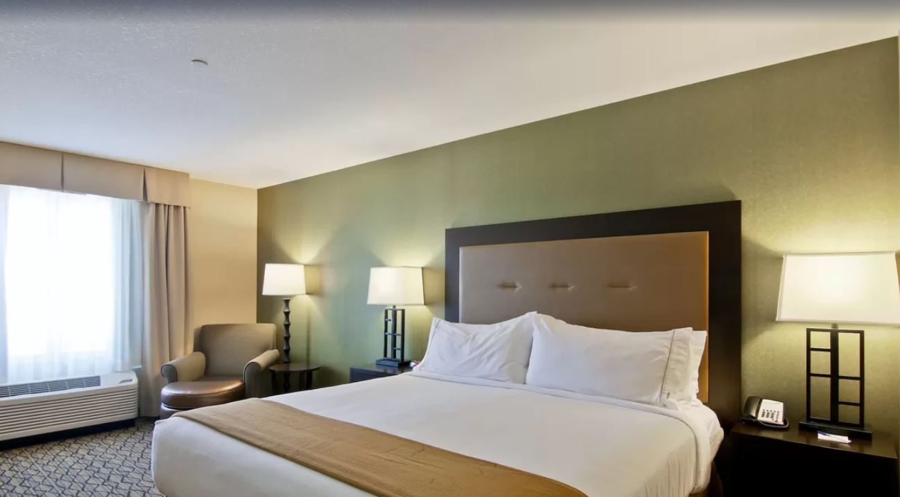 Double King Size Bed