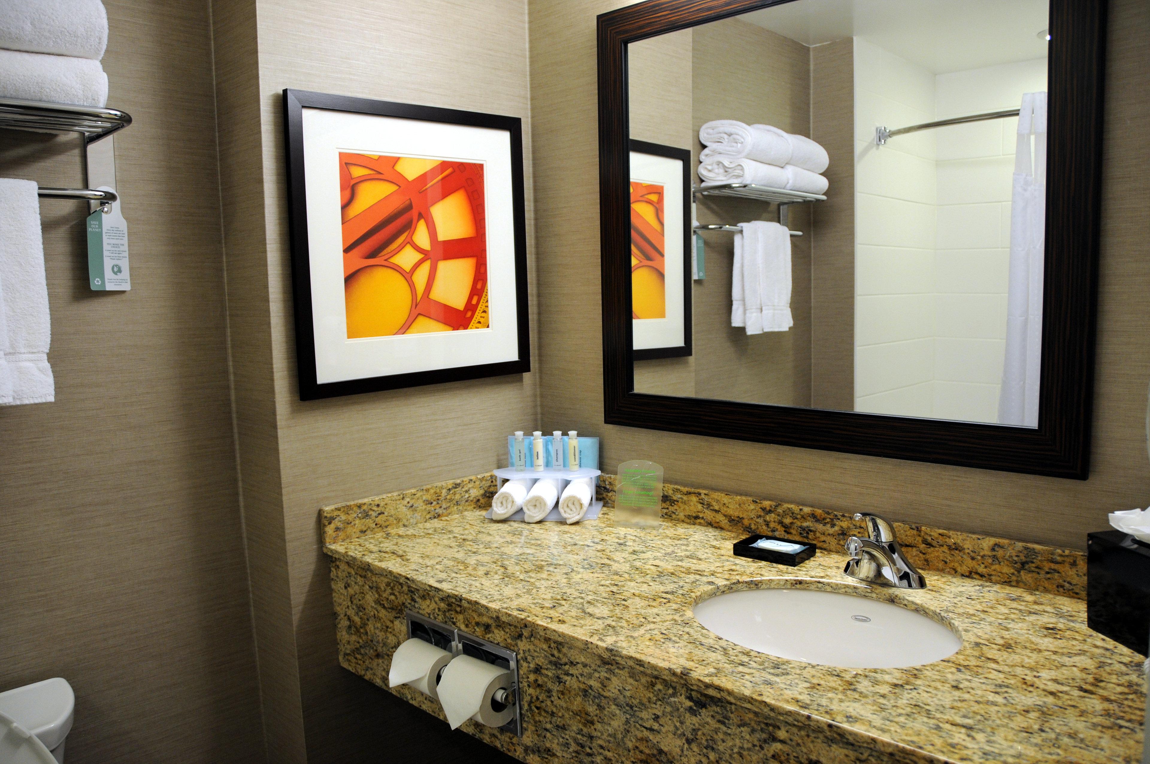 Suite Two Queen Beds Non Smoking