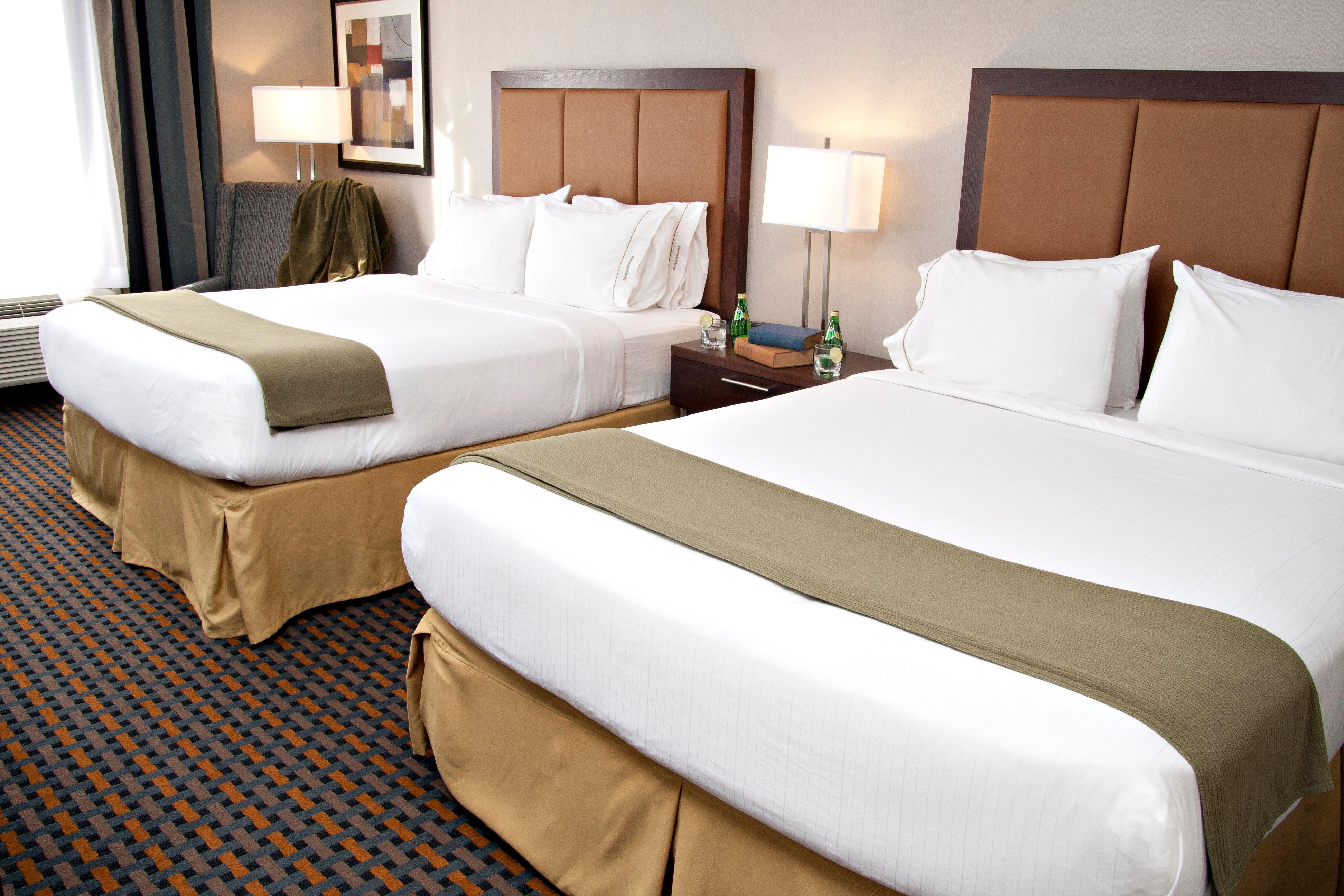 Double Two Queen Beds Non Smoking