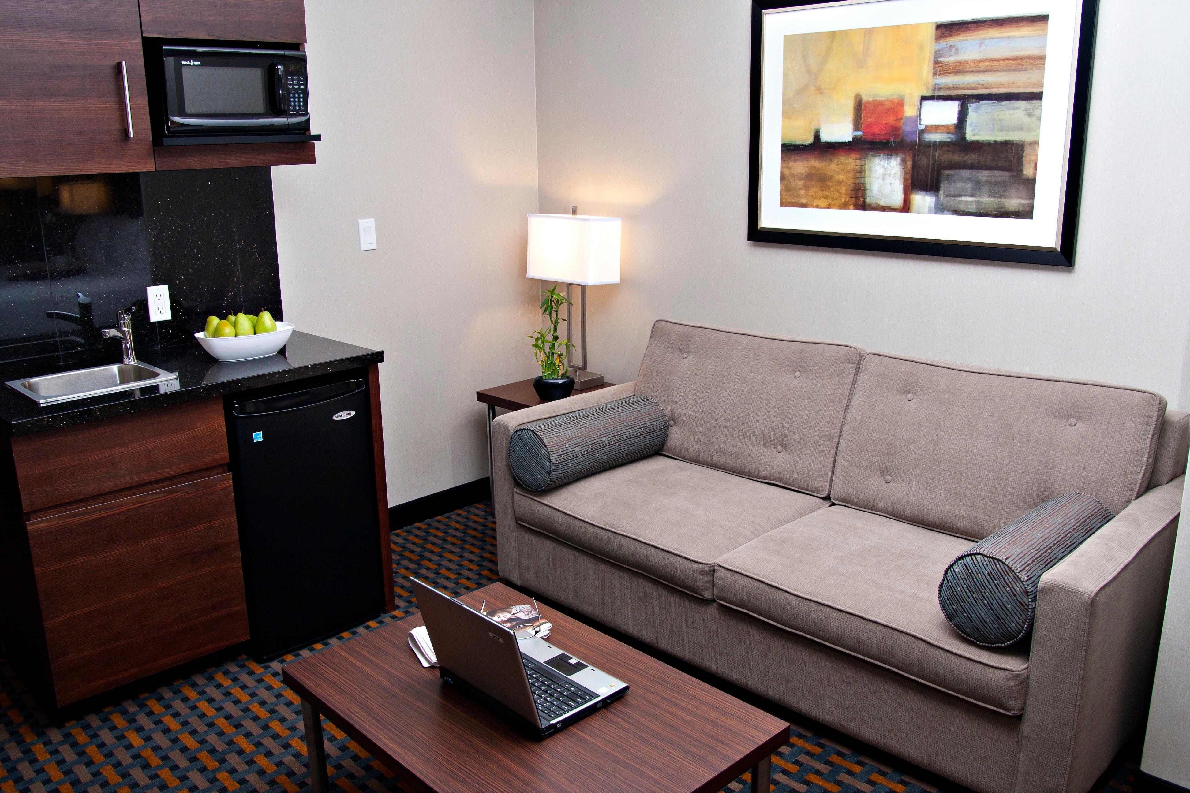 Suite Two Queen Beds