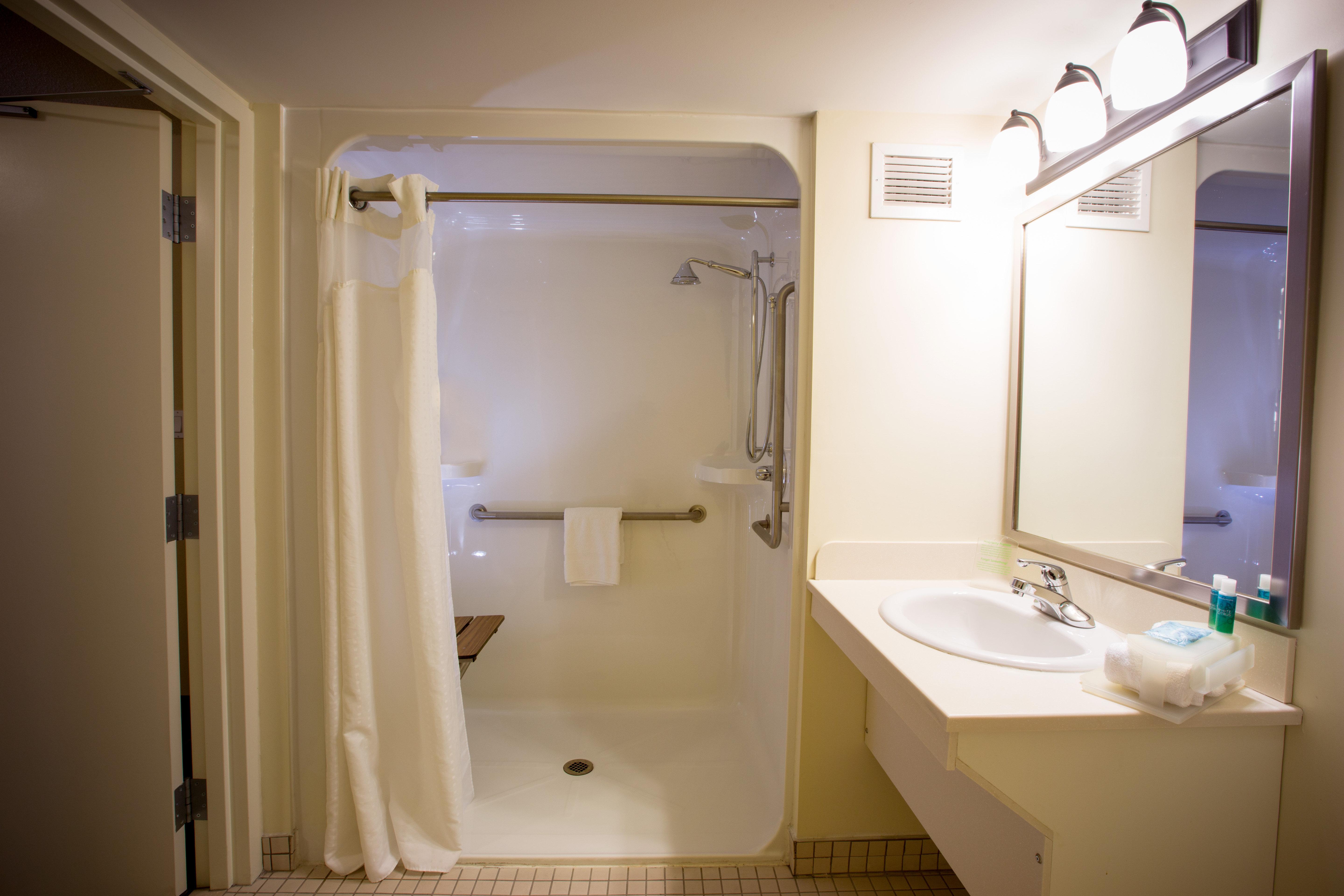 Double Accessible King Size Bed