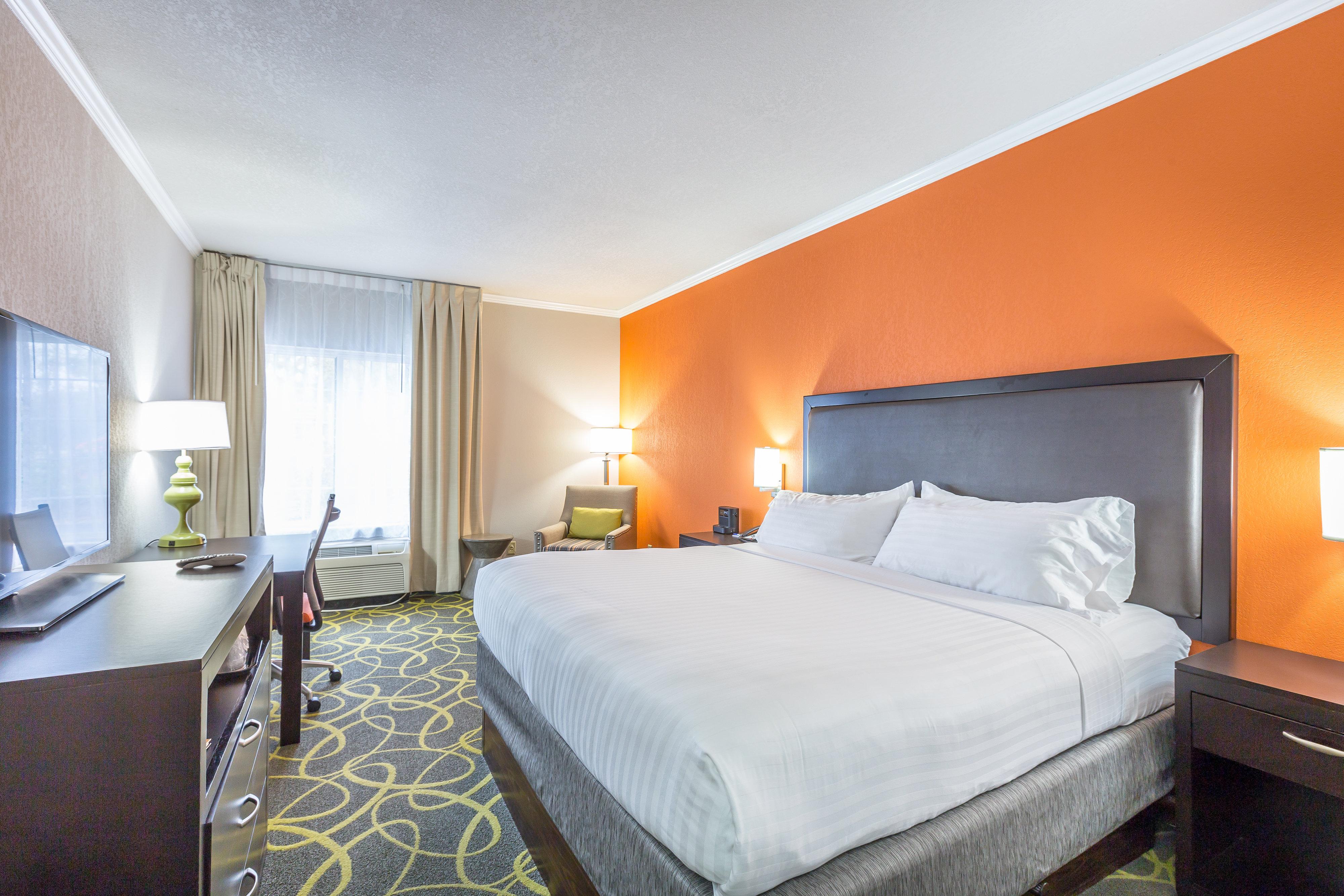 Double Queen Size Bed